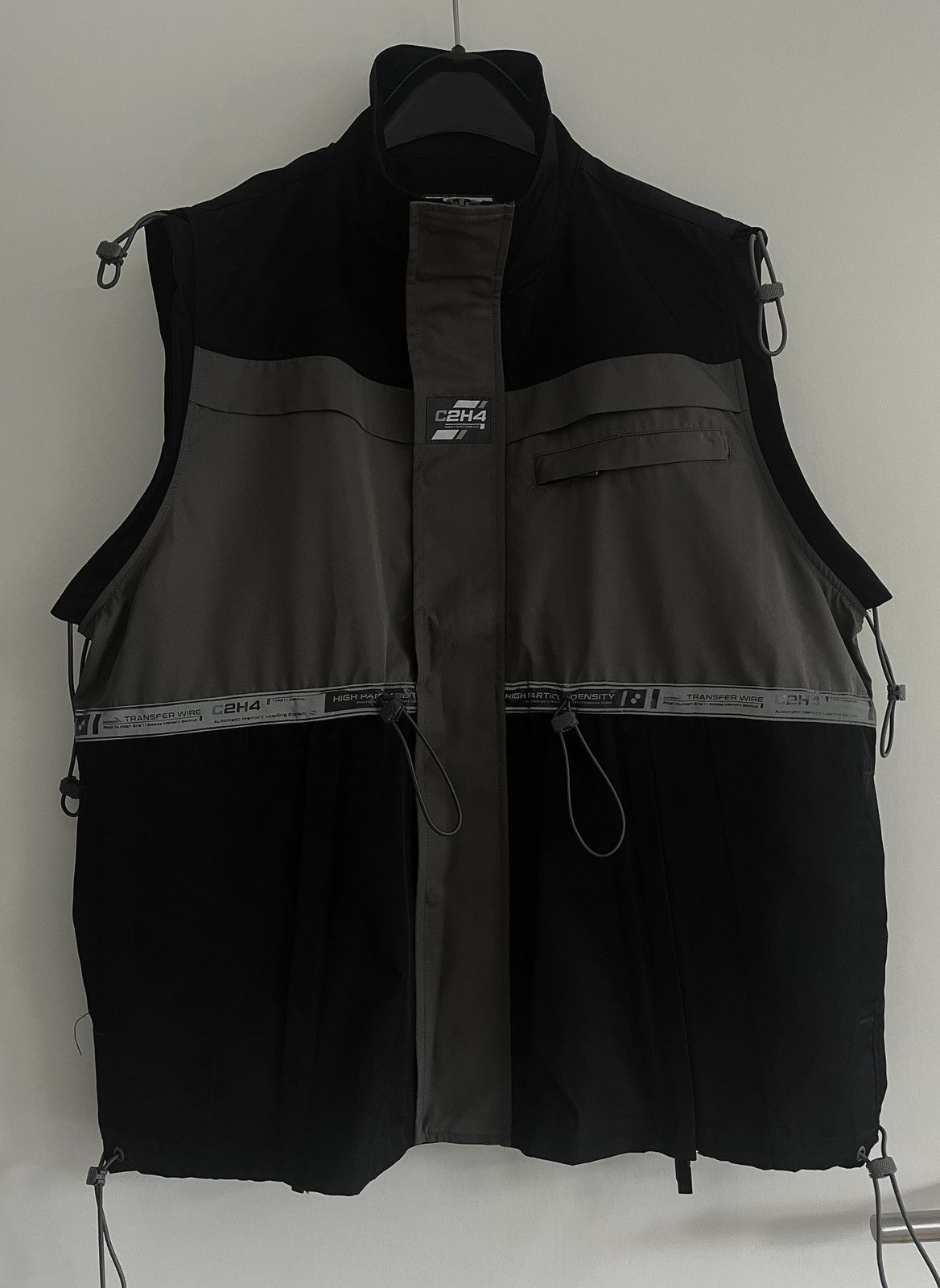 C2H4 C2H4 3M Bandwidth Color Blocked Cords Vest Size US L / EU 52-54 / 3 - 3 Thumbnail