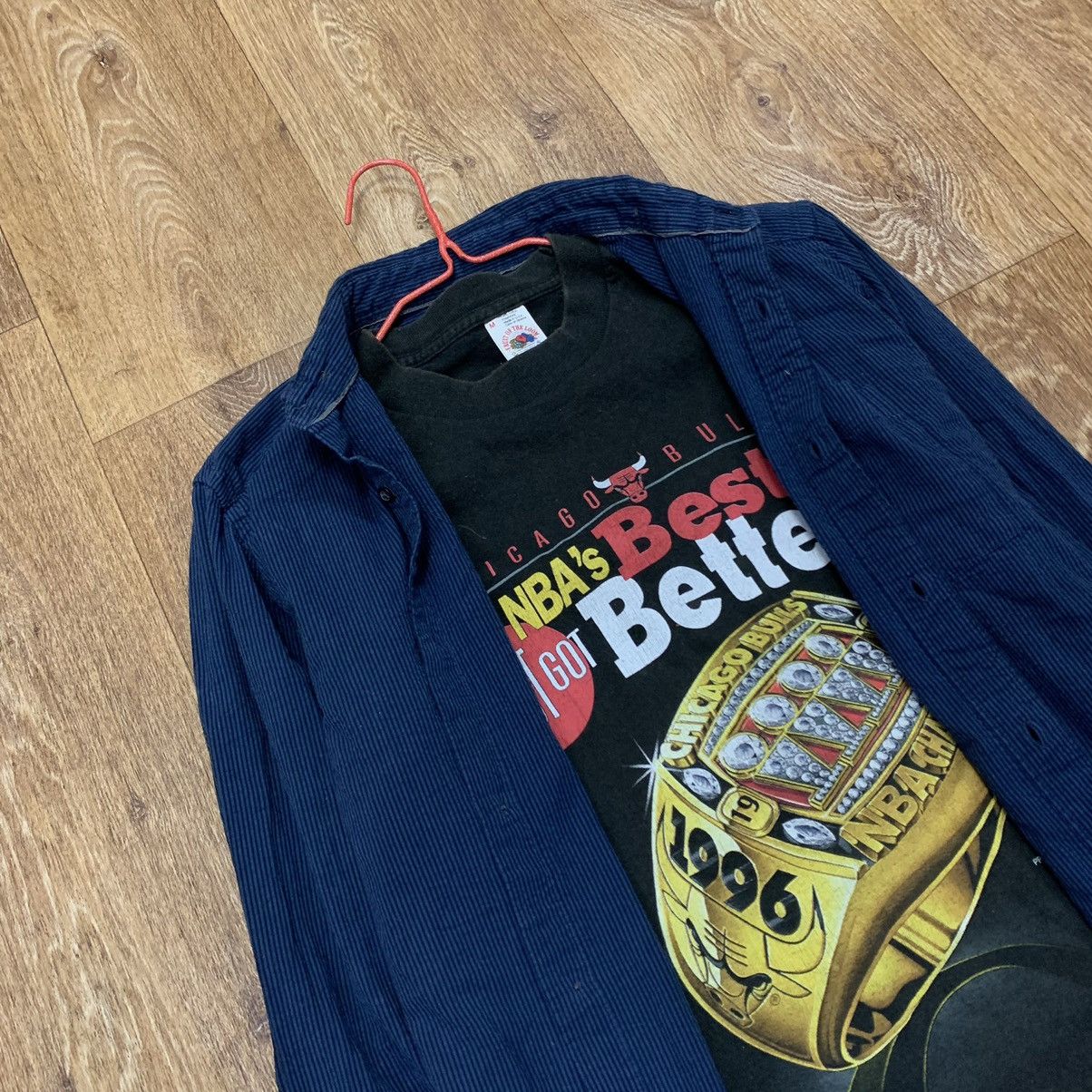 Vintage Vintage NBA Graphic Tee Belle Streetwear Y2K Skate Slim M Size US M / EU 48-50 / 2 - 5 Thumbnail
