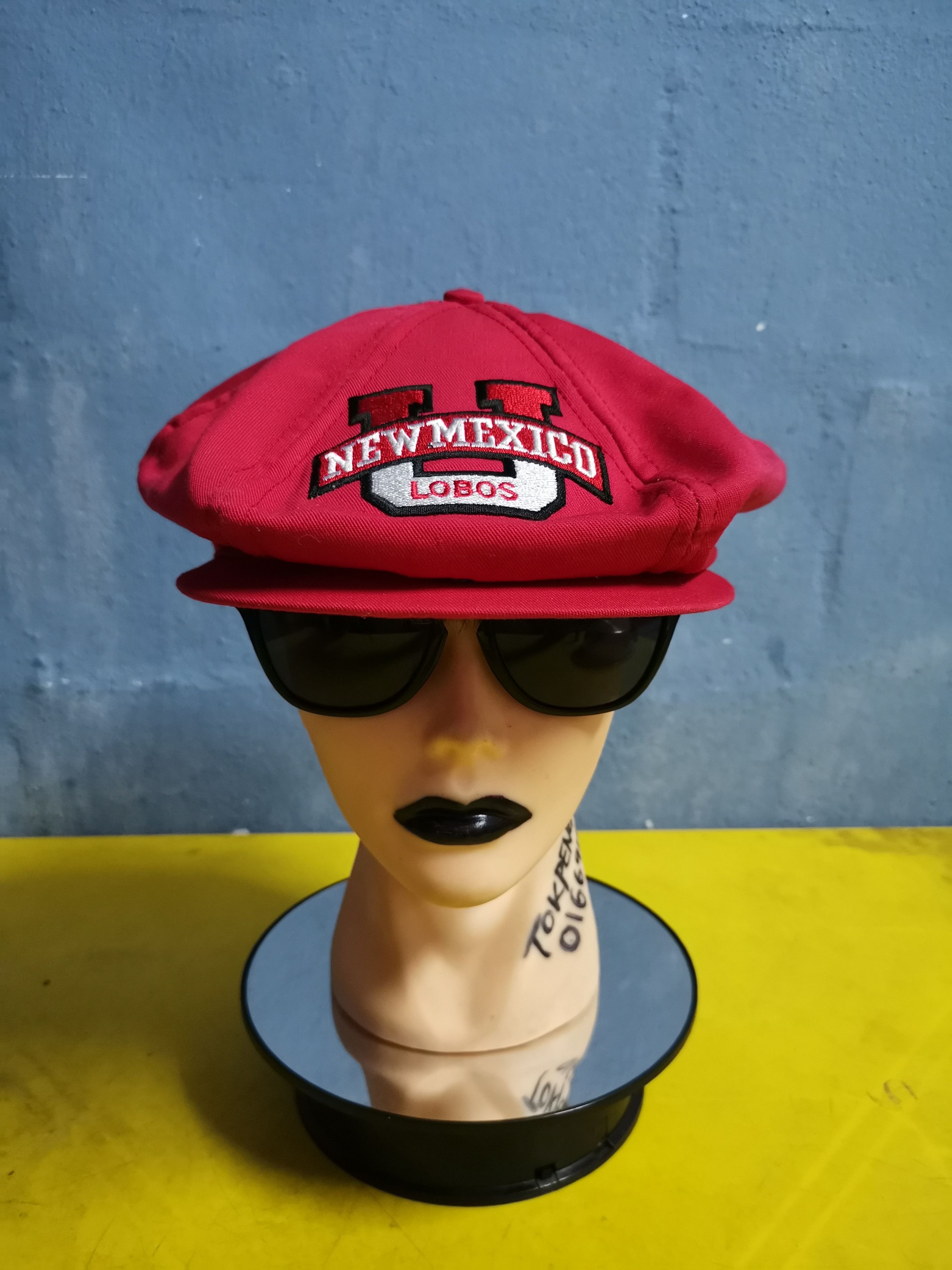 Beretta × Vintage Vintage New Mexico Lobos Beretta Hat x Embroidery Size ONE SIZE - 1 Thumbnail