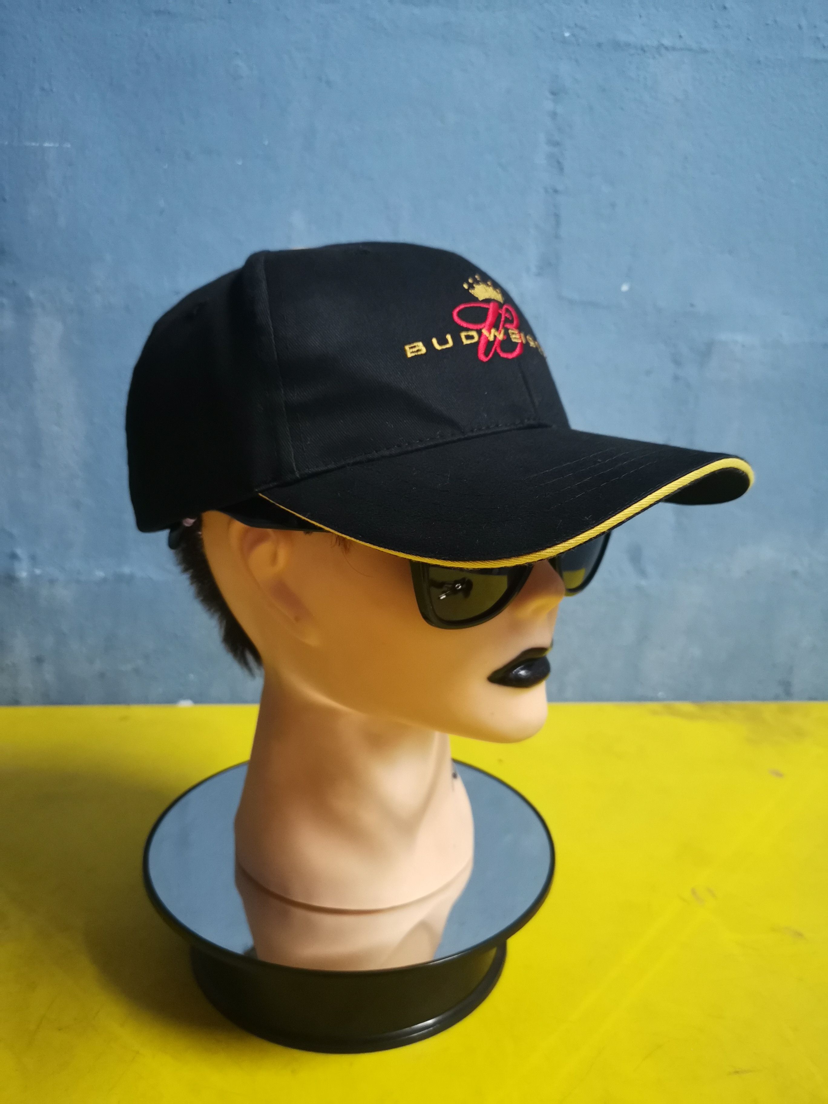 Budweiser × Vintage Vintage Budweiser Embroidery Hats Size ONE SIZE - 3 Thumbnail