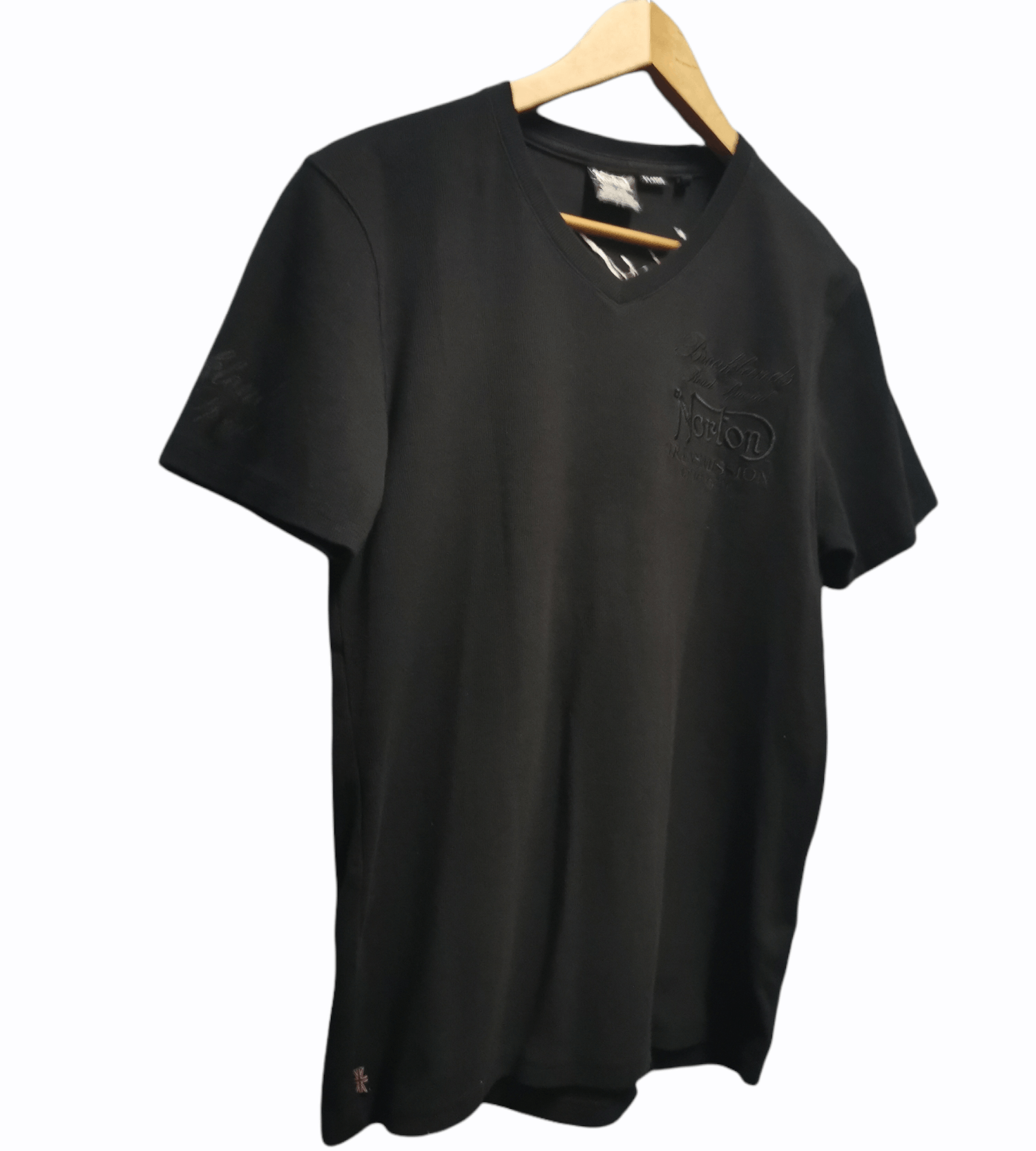 Norton 🔥Best Offer 🔥Norton Black Tees Embroidery Big Logo Size US L / EU 52-54 / 3 - 3 Thumbnail