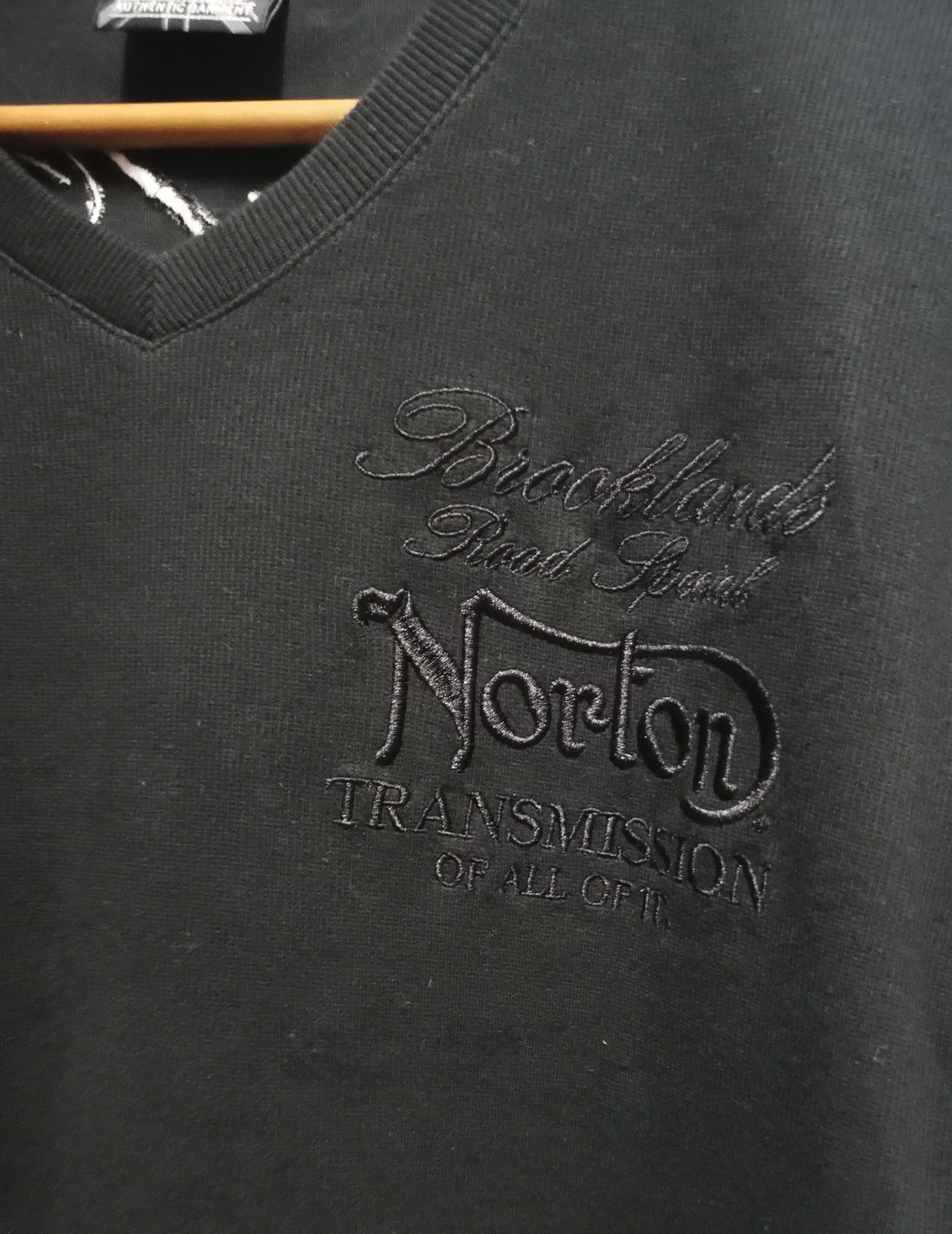 Norton 🔥Best Offer 🔥Norton Black Tees Embroidery Big Logo Size US L / EU 52-54 / 3 - 7 Thumbnail