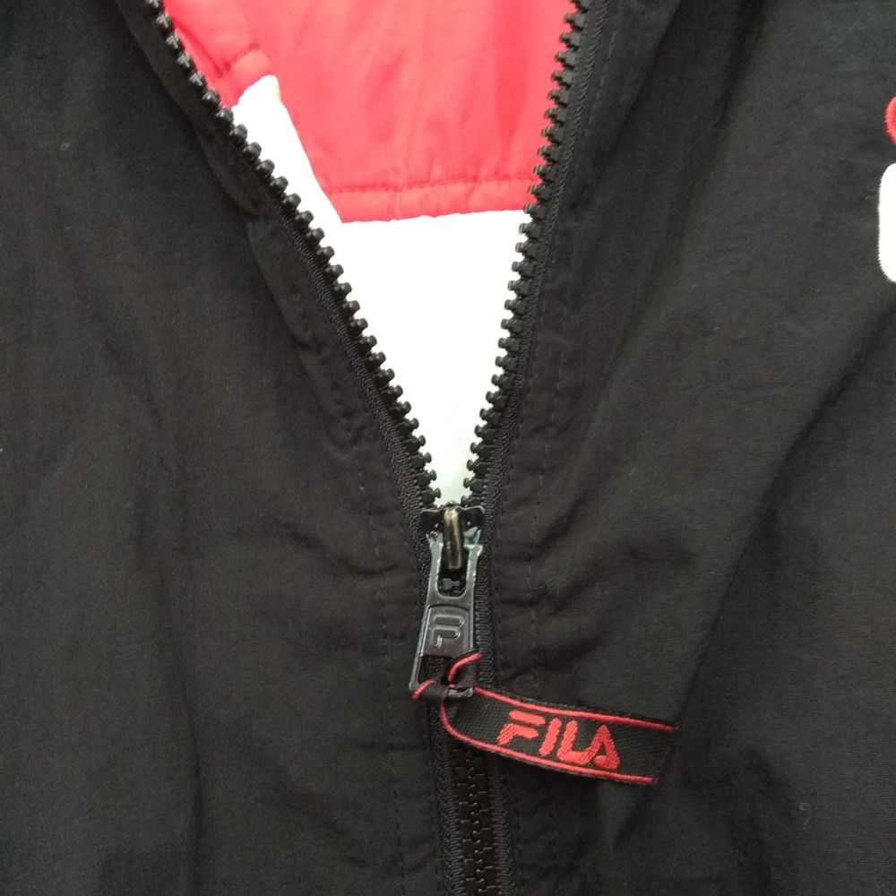 Fila Vintage Fila Italia Big Logo Sports Padded Puffer Jacket Size US L / EU 52-54 / 3 - 10 Thumbnail