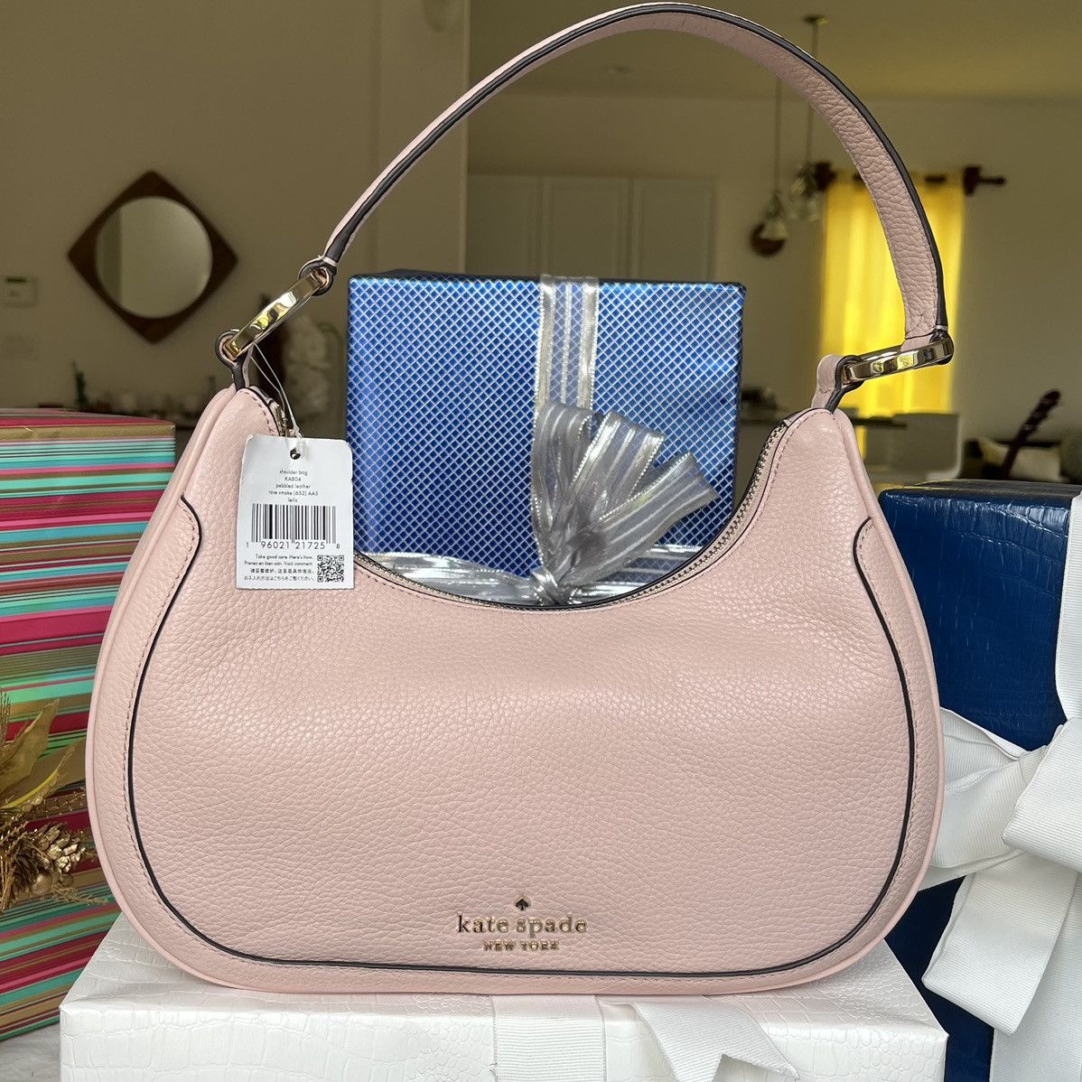 Leila Shoulder Bag