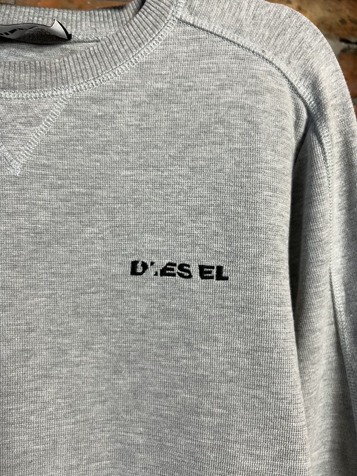Diesel × Vintage Diesel sweatshirt streetwear size Large Size US L / EU 52-54 / 3 - 3 Thumbnail