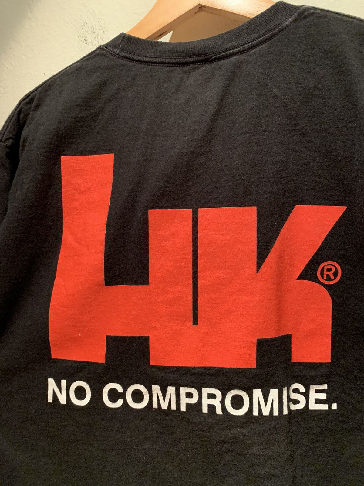 Vintage *RARE* Vintage MP5 HK Heckler & Koch No Compromise T-Shirt L Size US L / EU 52-54 / 3 - 4 Thumbnail