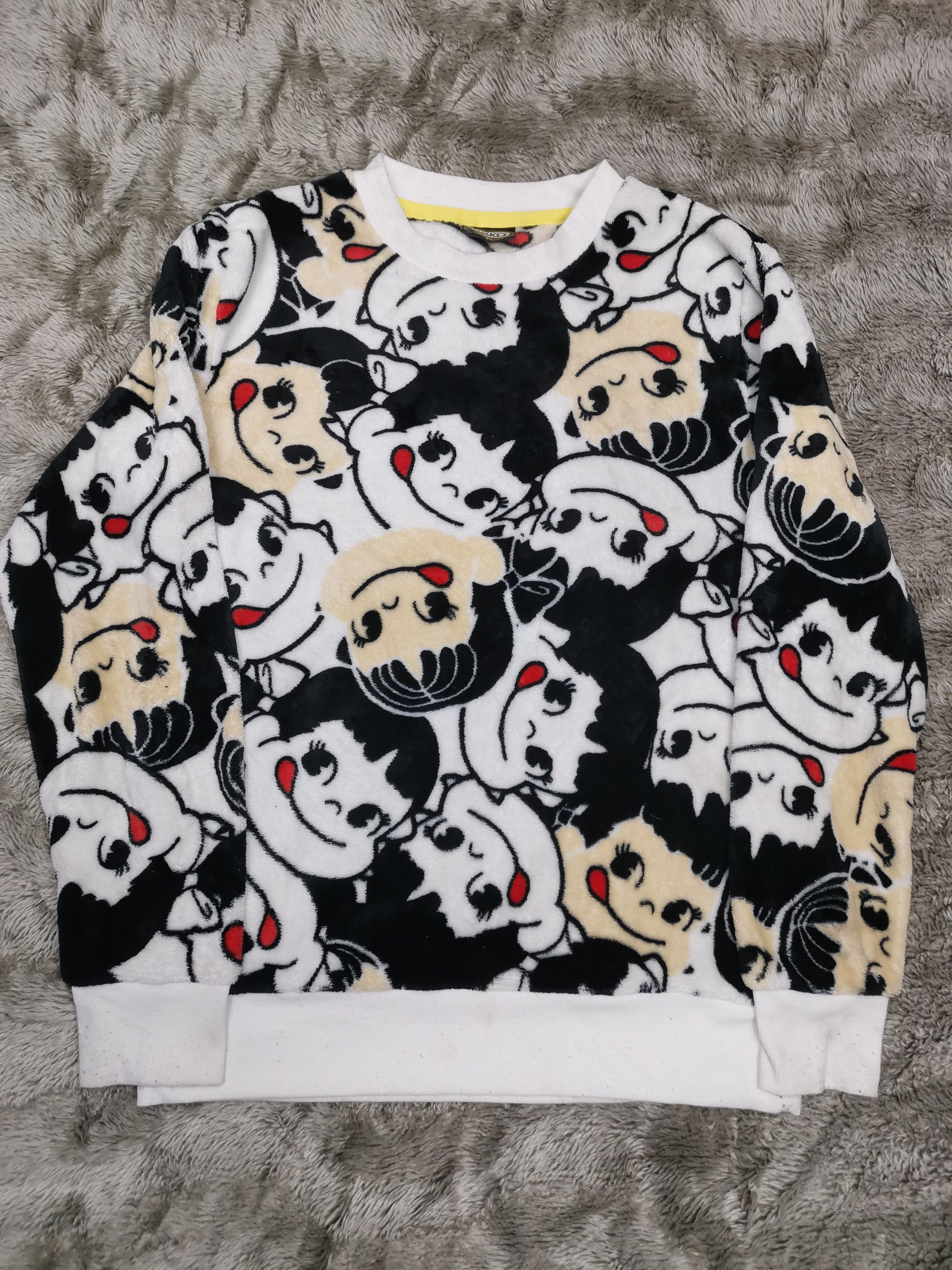image of Archival Clothing x Vintage Peko Fullprint Fleece Sweatshirt in White, Men's (Size Medium)