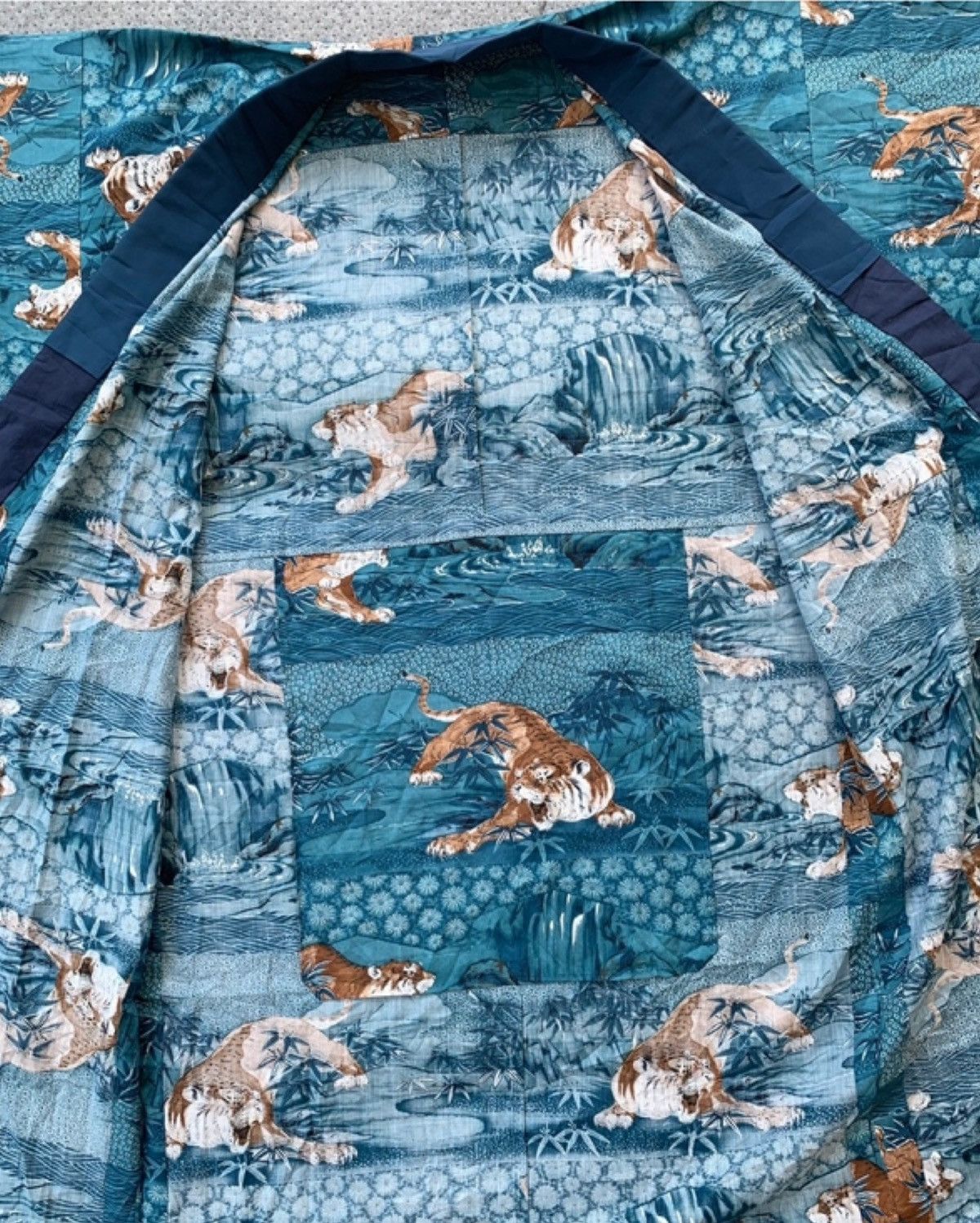 Japanese Brand × Vintage Japanese Traditional Kimono Tiger Motif Full Print Size US M / EU 48-50 / 2 - 3 Thumbnail