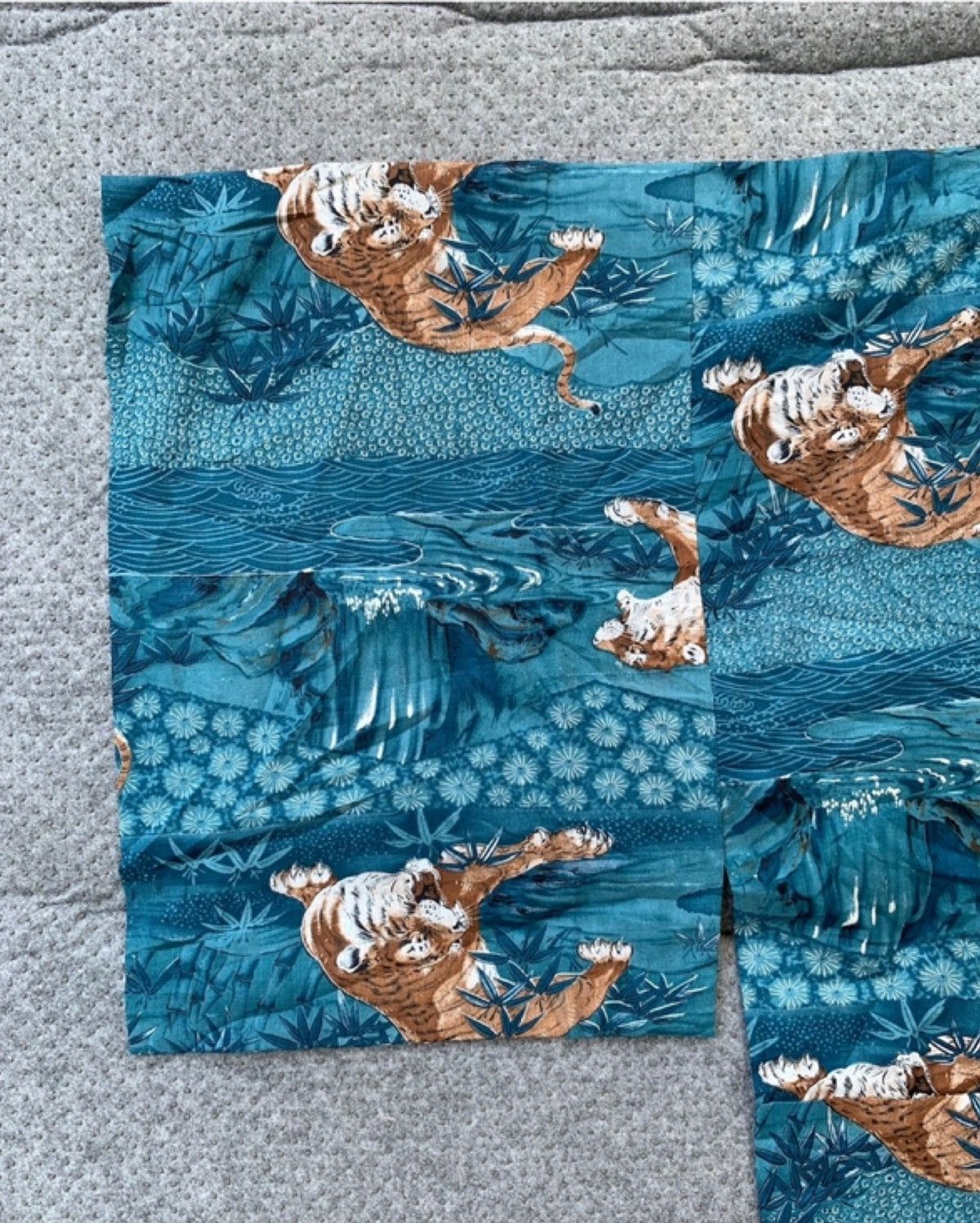 Japanese Brand × Vintage Japanese Traditional Kimono Tiger Motif Full Print Size US M / EU 48-50 / 2 - 4 Thumbnail