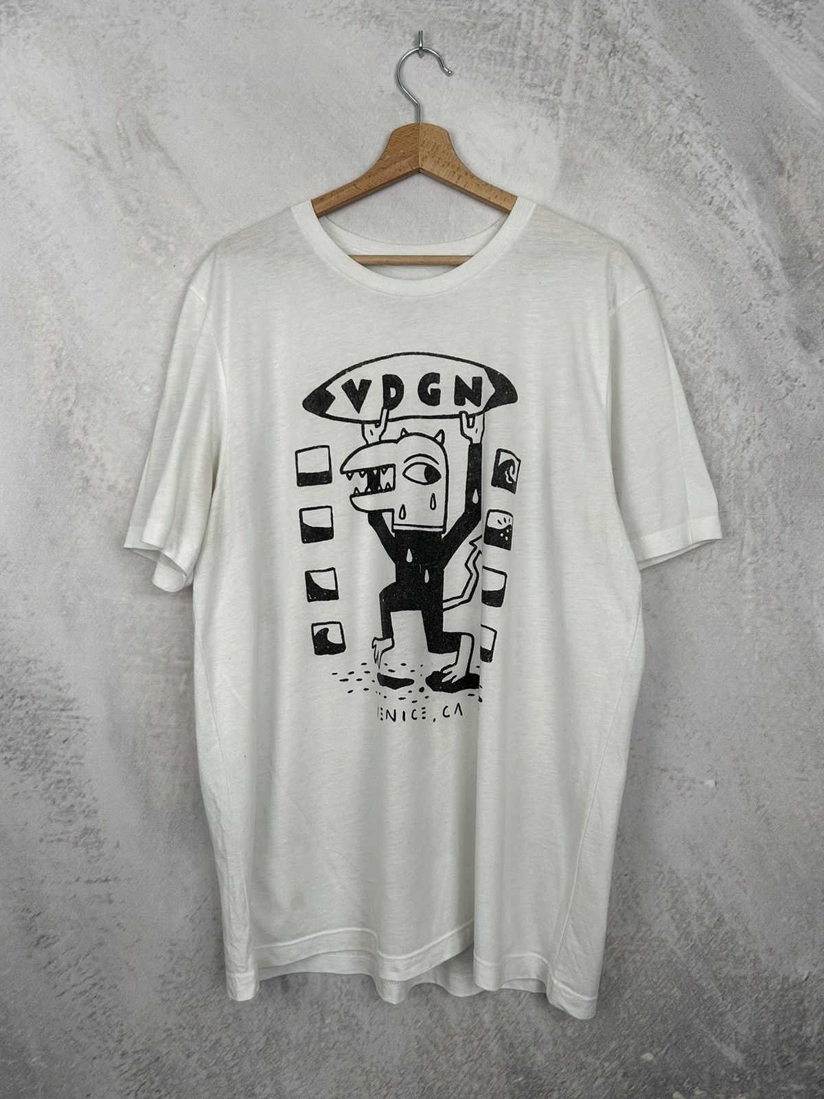 Vintage Vintage VDGN Venice Beach Graphic Tee Retro Skate Surf Size US XL / EU 56 / 4 - 1 Thumbnail