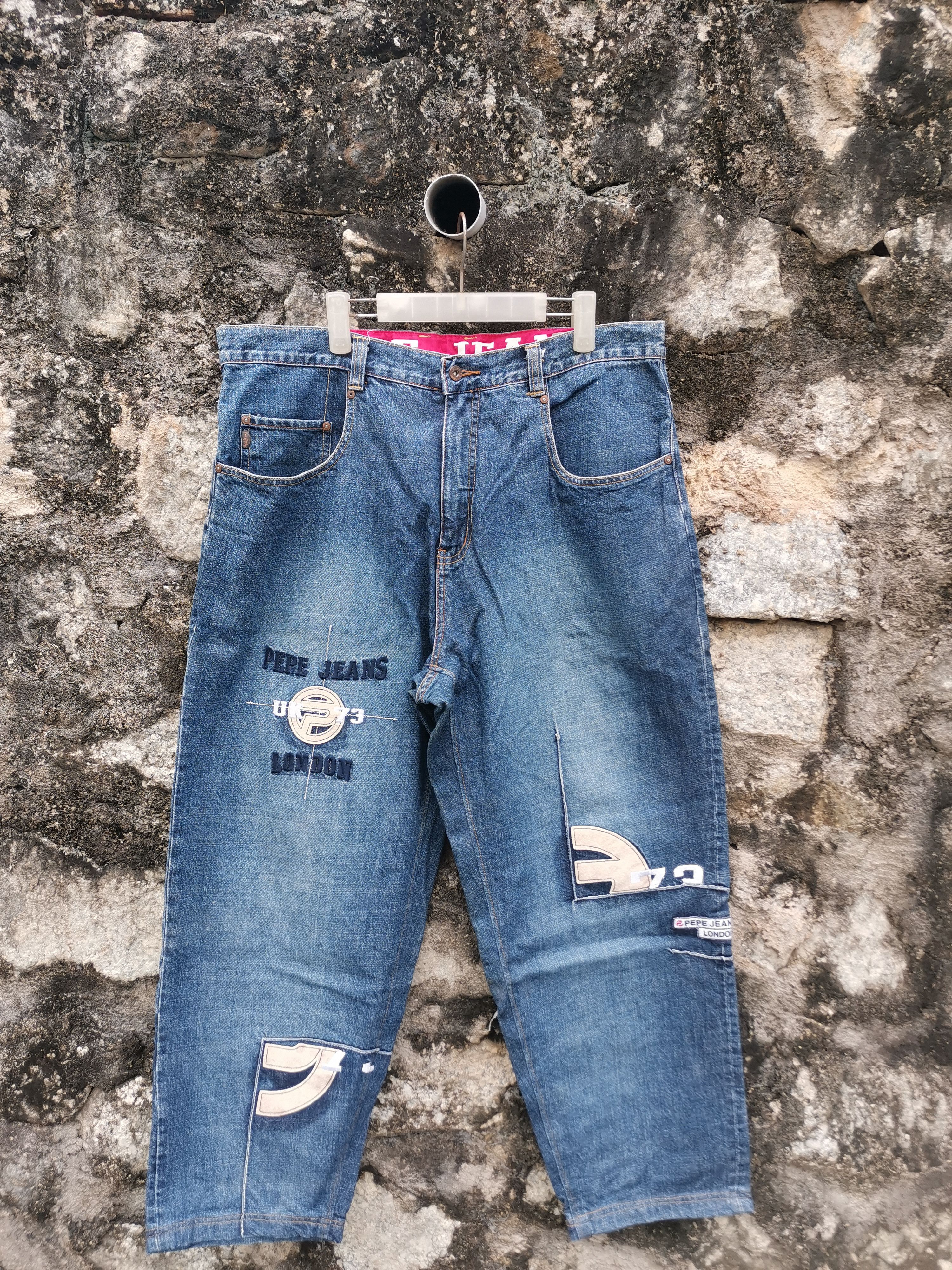 Image of Archival Clothing x Pepe Jeans Vintage Pepe Jeans United Kingdom Baggy Jeans in Blue Denim (Size 41