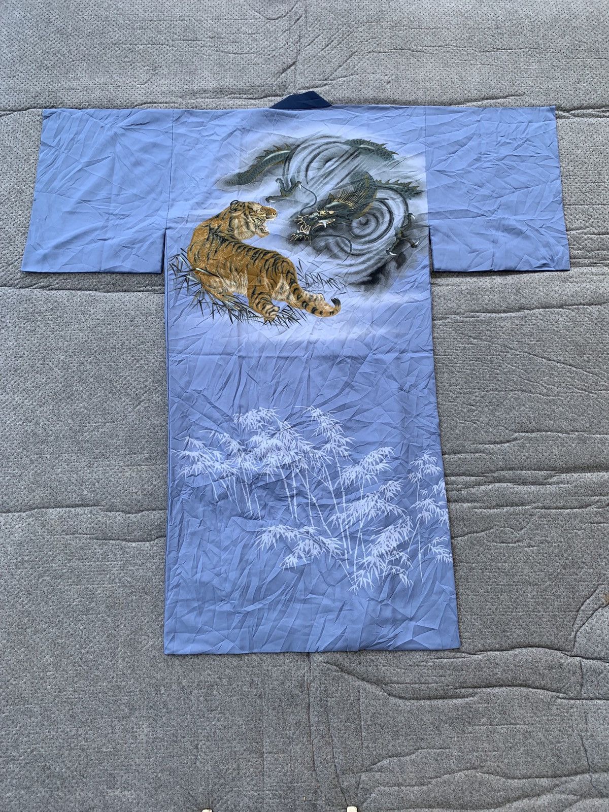 Japanese Brand × Vintage Japanese Traditional Kimono Tiger & Dragon Motif Size US M / EU 48-50 / 2 - 3 Thumbnail