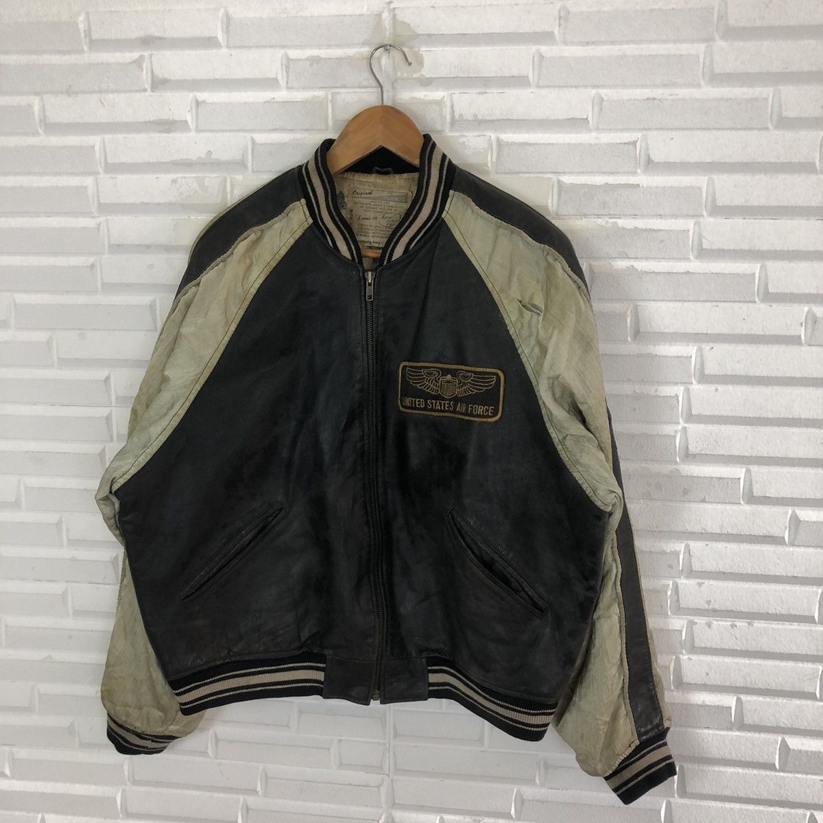 Vintage UNITED STATES AIR FORCE VARSITY LEATHER JACKET Size US XL / EU 56 / 4 - 3 Thumbnail