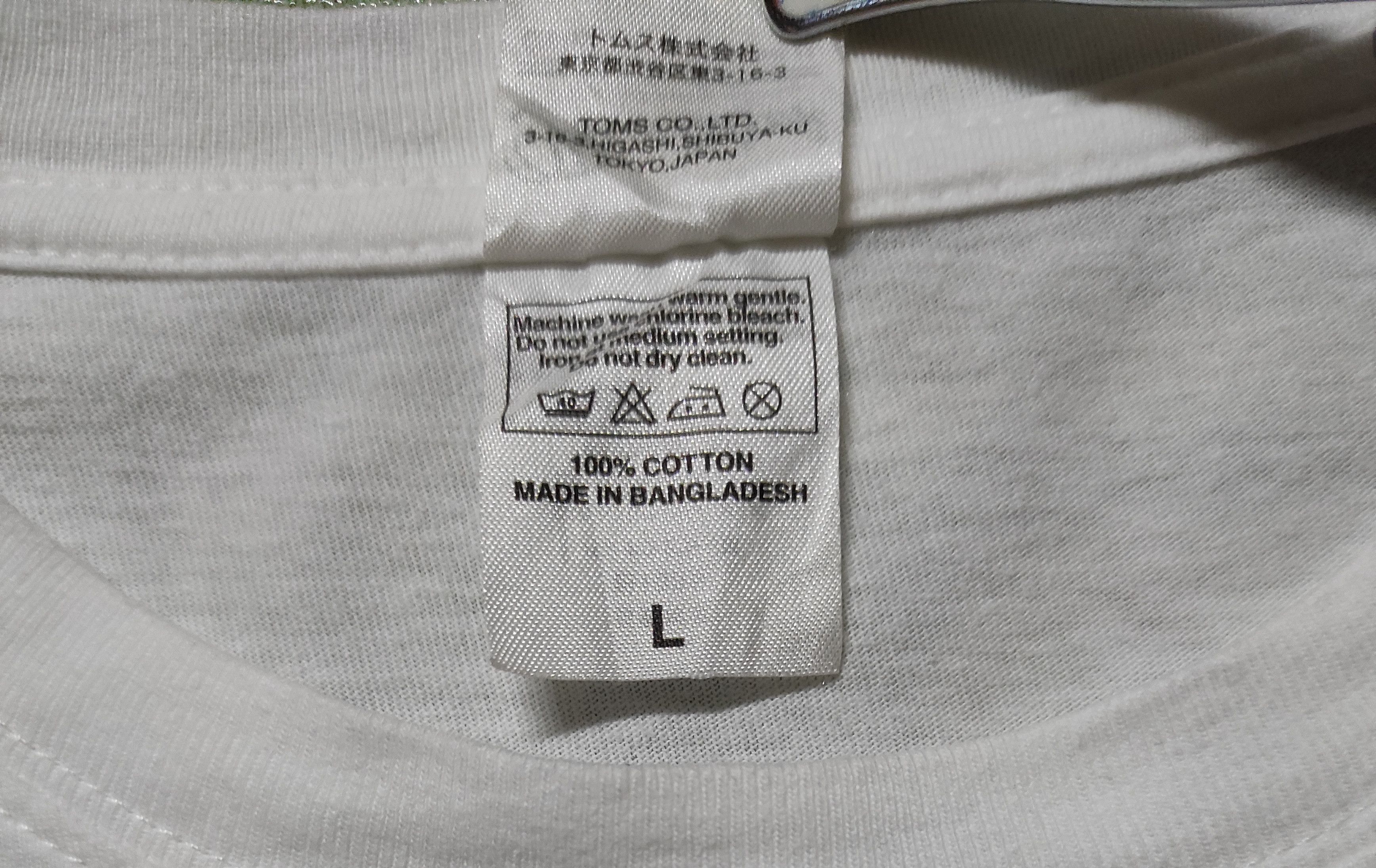 Anime × Seditionaries × Vintage Rare Vintage Attack On Titan anime shirt Size US L / EU 52-54 / 3 - 5 Thumbnail