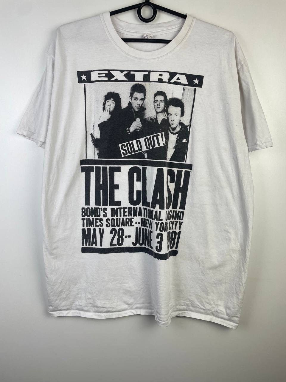 Vintage The Clash vintage t-shirt size Xl Size US XL / EU 56 / 4 - 1 Thumbnail