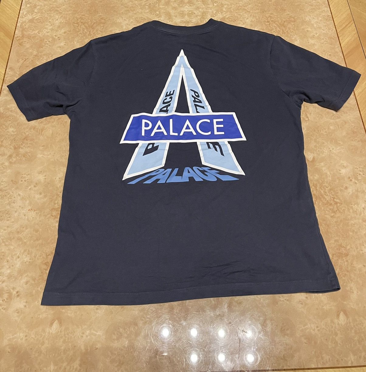 Palace × Vintage Palace T-Shirt Size US L / EU 52-54 / 3 - 2 Thumbnail