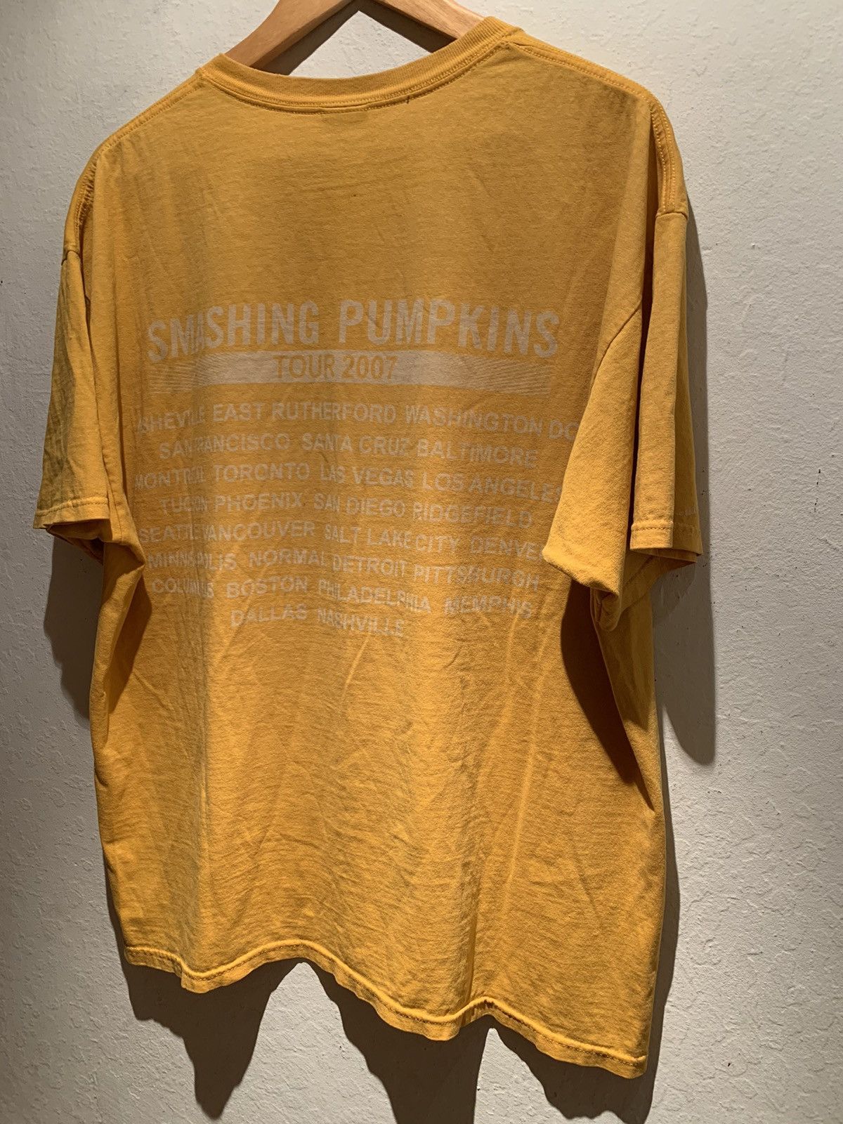 Band Tees *RARE* Vintage Smashing Pumpkins Tour 2007 Band T-Shirt - XL Size US XL / EU 56 / 4 - 2 Thumbnail