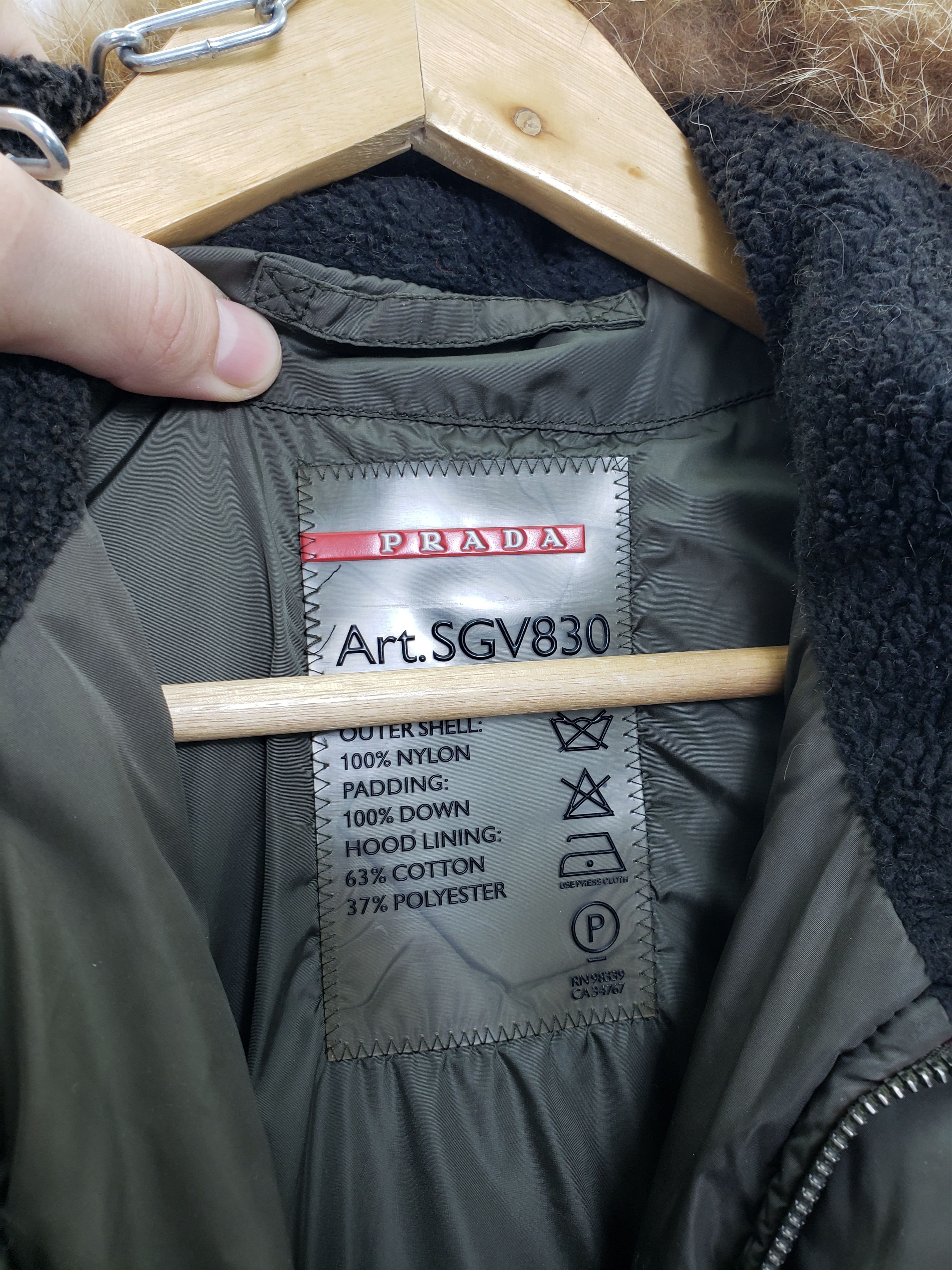 Prada Prada active sport puffer parka jacket M Size US M / EU 48-50 / 2 - 13 Thumbnail