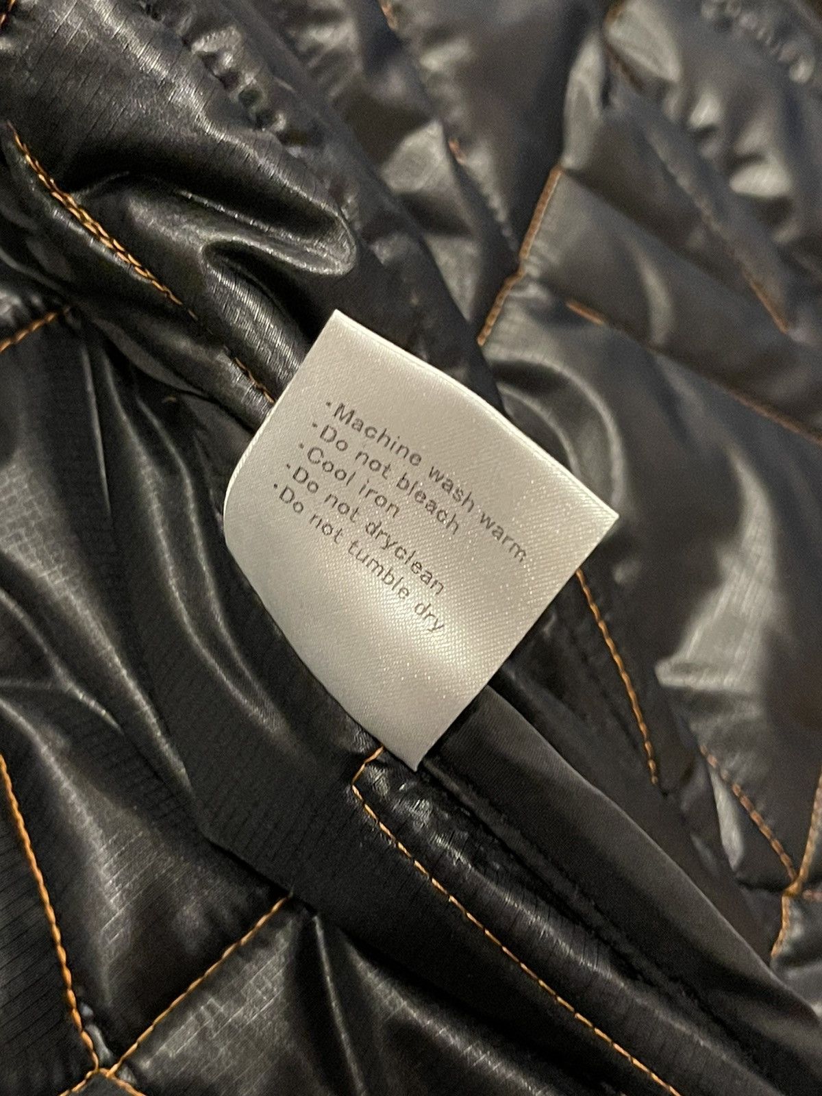 Vlone Vlone V Logo Black Orange Stitched Quilted Runway Jacket Size US L / EU 52-54 / 3 - 12 Thumbnail