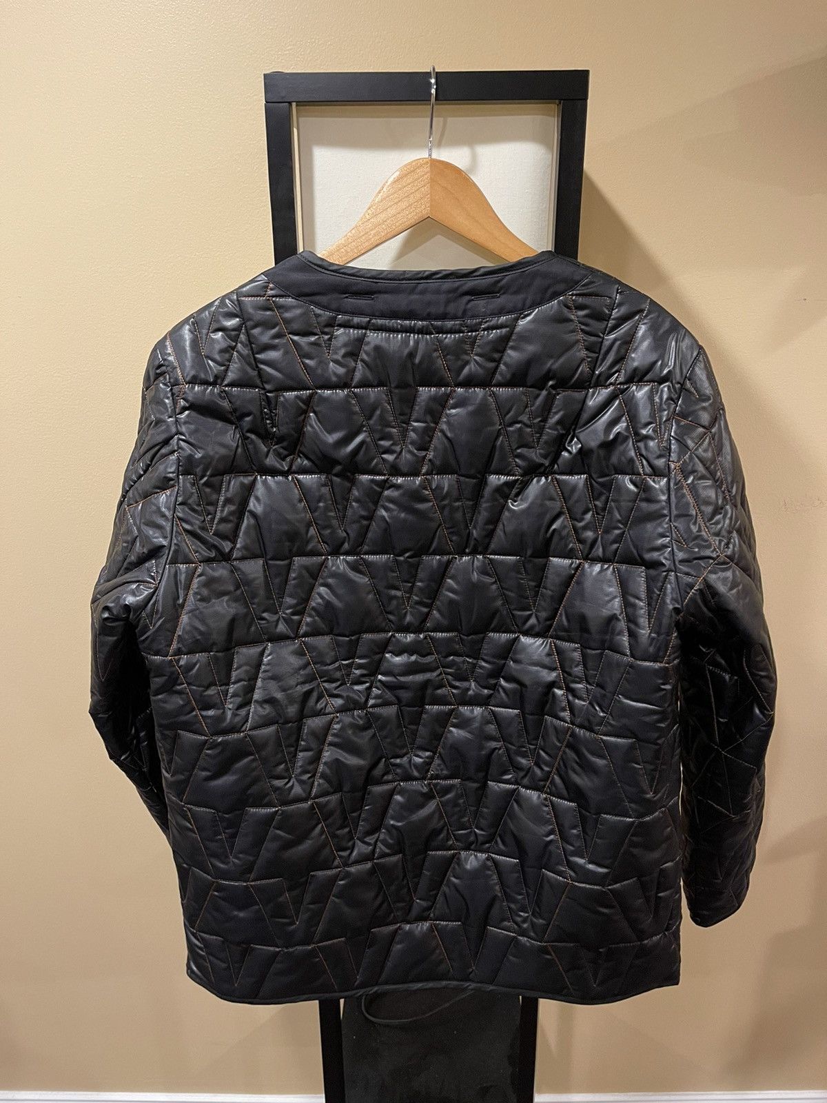 Vlone Vlone V Logo Black Orange Stitched Quilted Runway Jacket Size US L / EU 52-54 / 3 - 2 Thumbnail