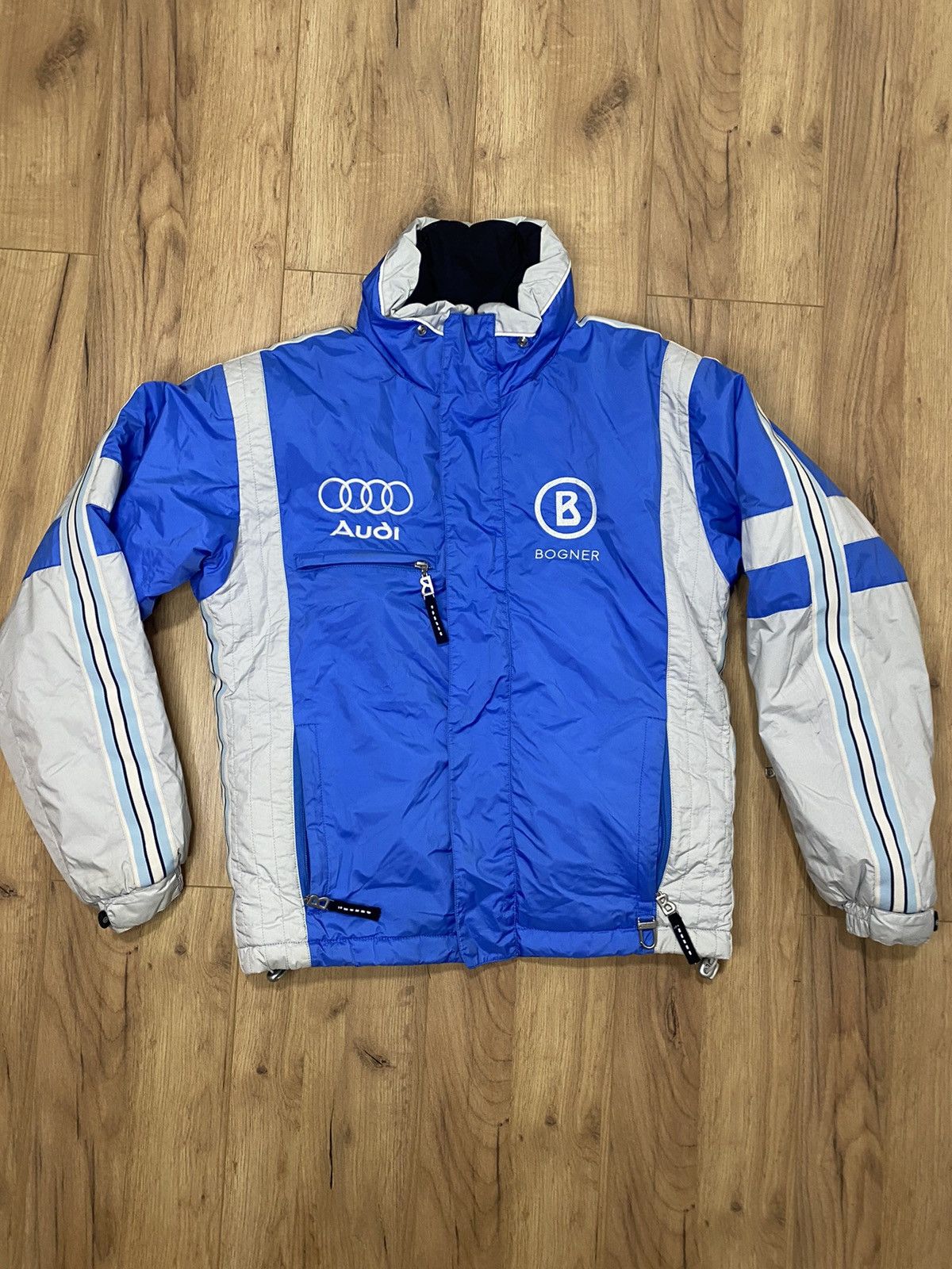 image of Vintage Ski Mointain Jacket Audi in Blue, Women's (Size Small)