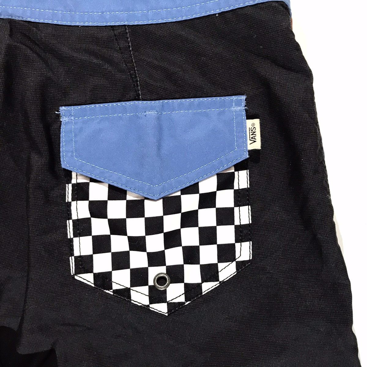 Vans × Vintage Vintage Vans Shorts Girls Printed Beach Theme Size 30 - 32 Size US 30 / EU 46 - 6 Thumbnail