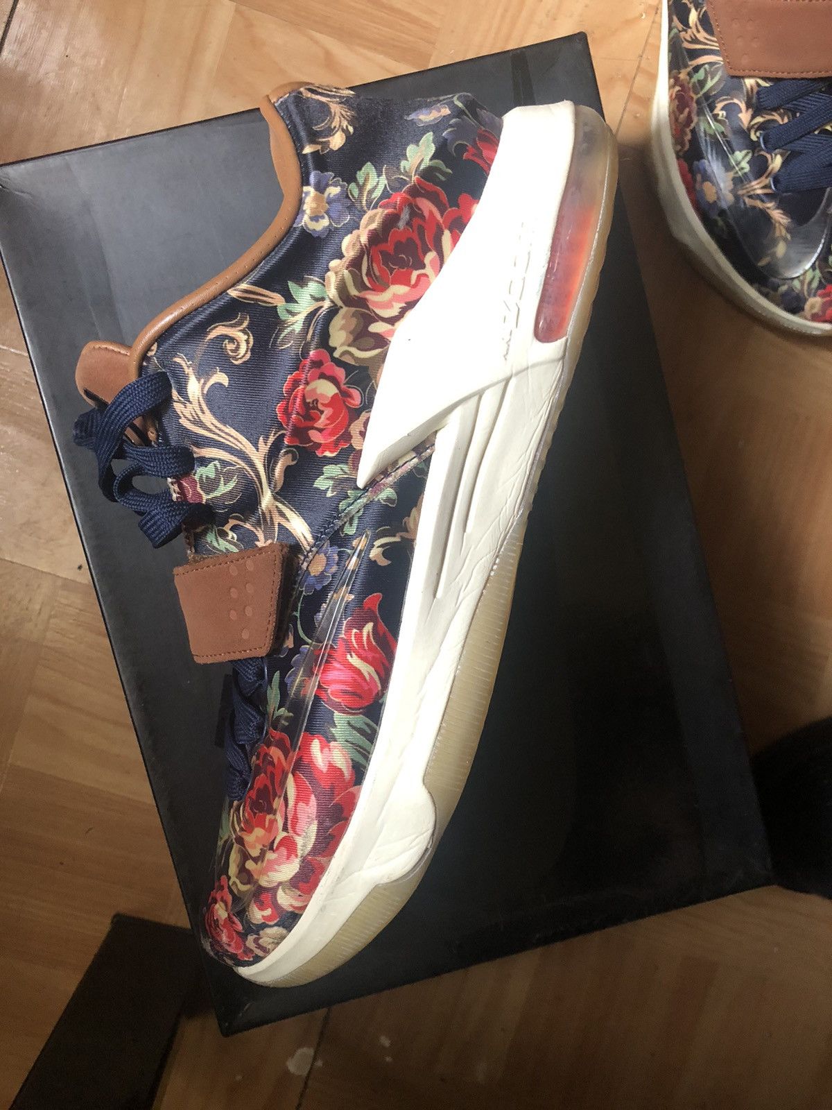Nike Kd floral Size US 11.5 / EU 44-45 - 6 Thumbnail