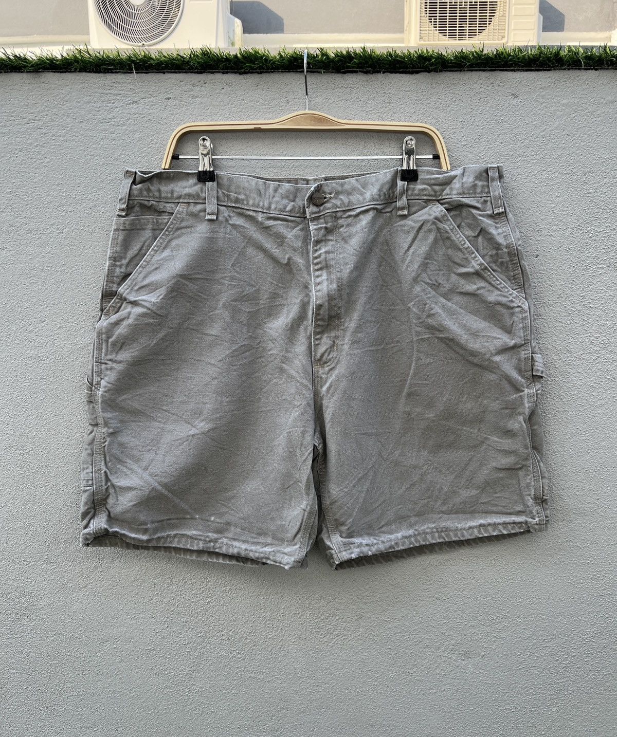 Carhartt Reworked Carhatt Utility Shorts Size US 40 / EU 56 - 1 Thumbnail