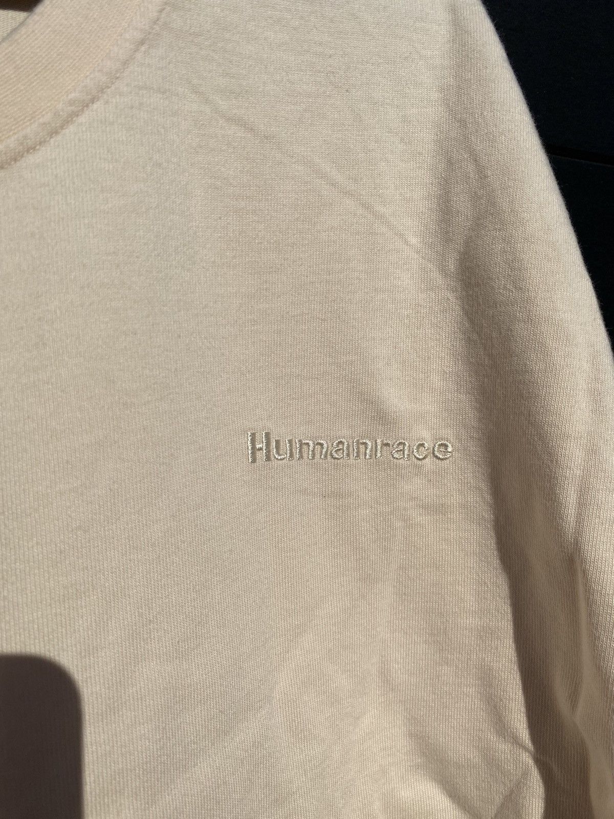 Adidas Adidas x Pharrell Williams humanrace Cream tee Size US XXL / EU 58 / 5 - 4 Thumbnail