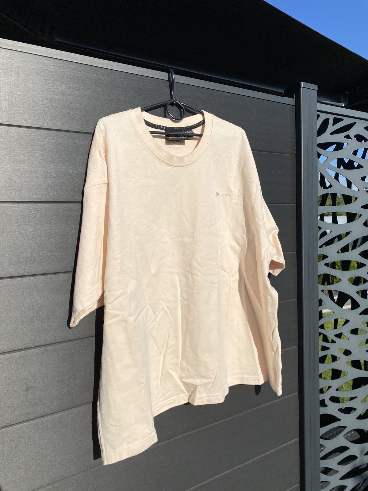 Adidas Adidas x Pharrell Williams humanrace Cream tee Size US XXL / EU 58 / 5 - 1 Thumbnail
