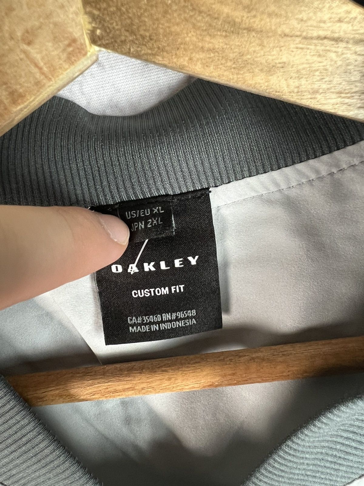 Vintage Oakley light jacket