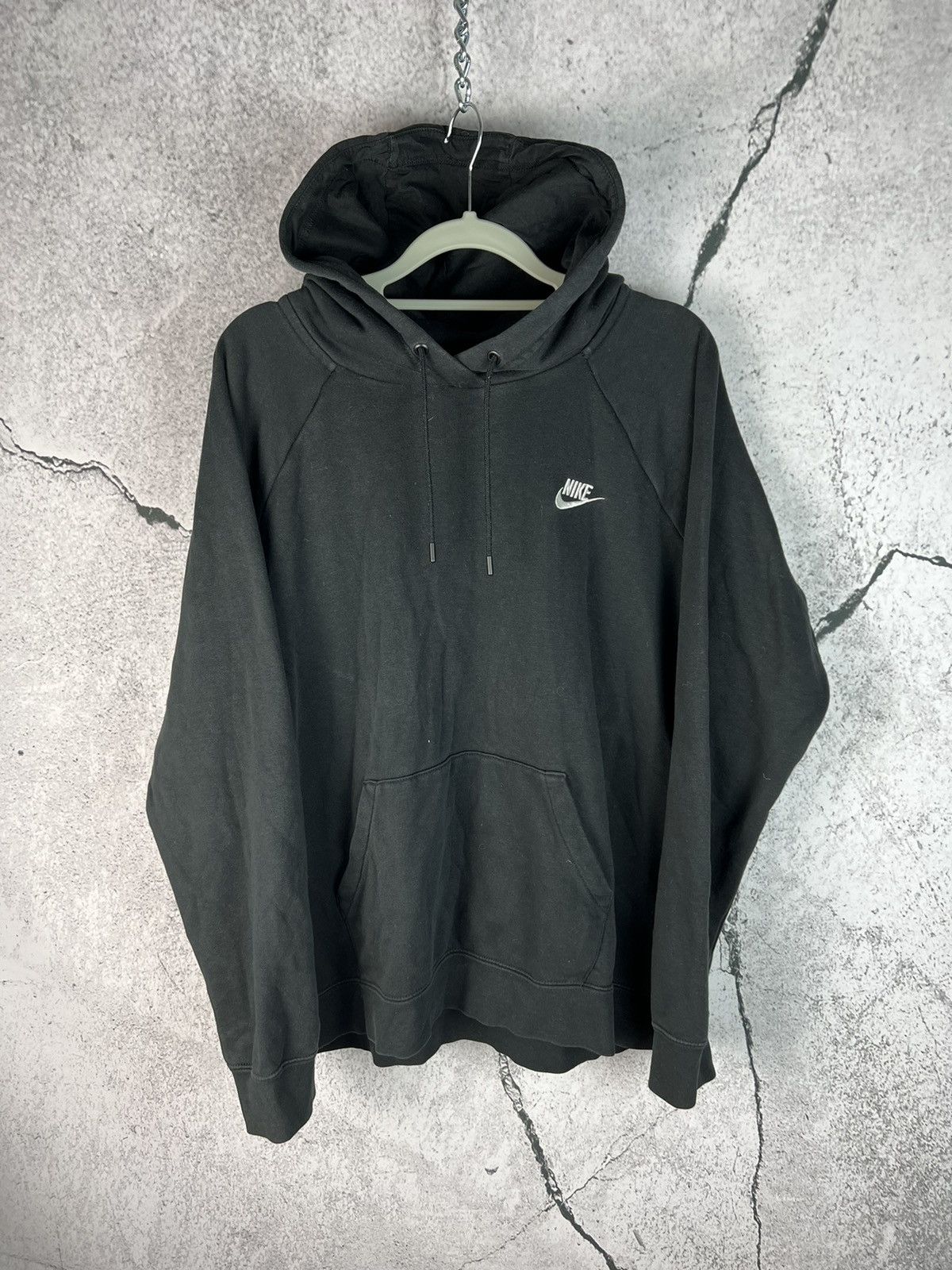 Nike Vintage Nike black basic hoodie Size US XL / EU 56 / 4 - 1 Thumbnail