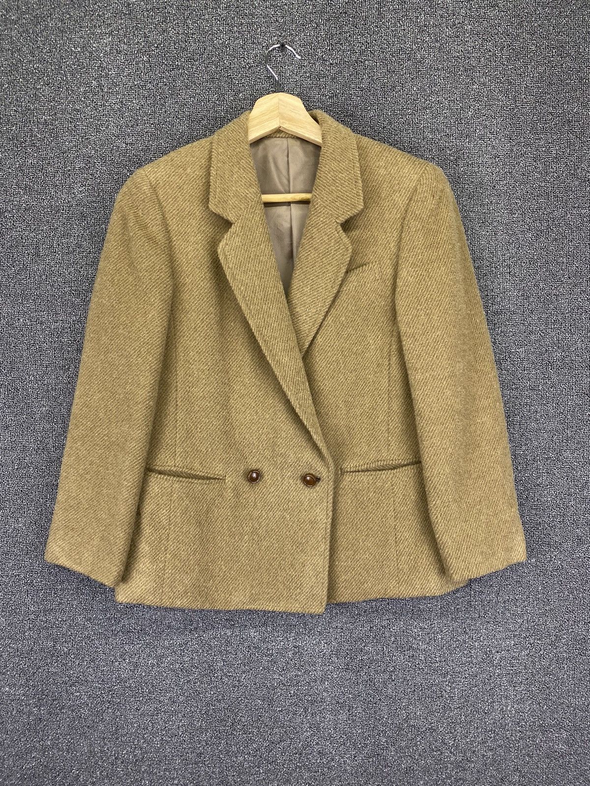 Burberry Vintage Burberry Single Breasted Wool Coats Jacket Size M / US 6-8 / IT 42-44 - 1 Thumbnail