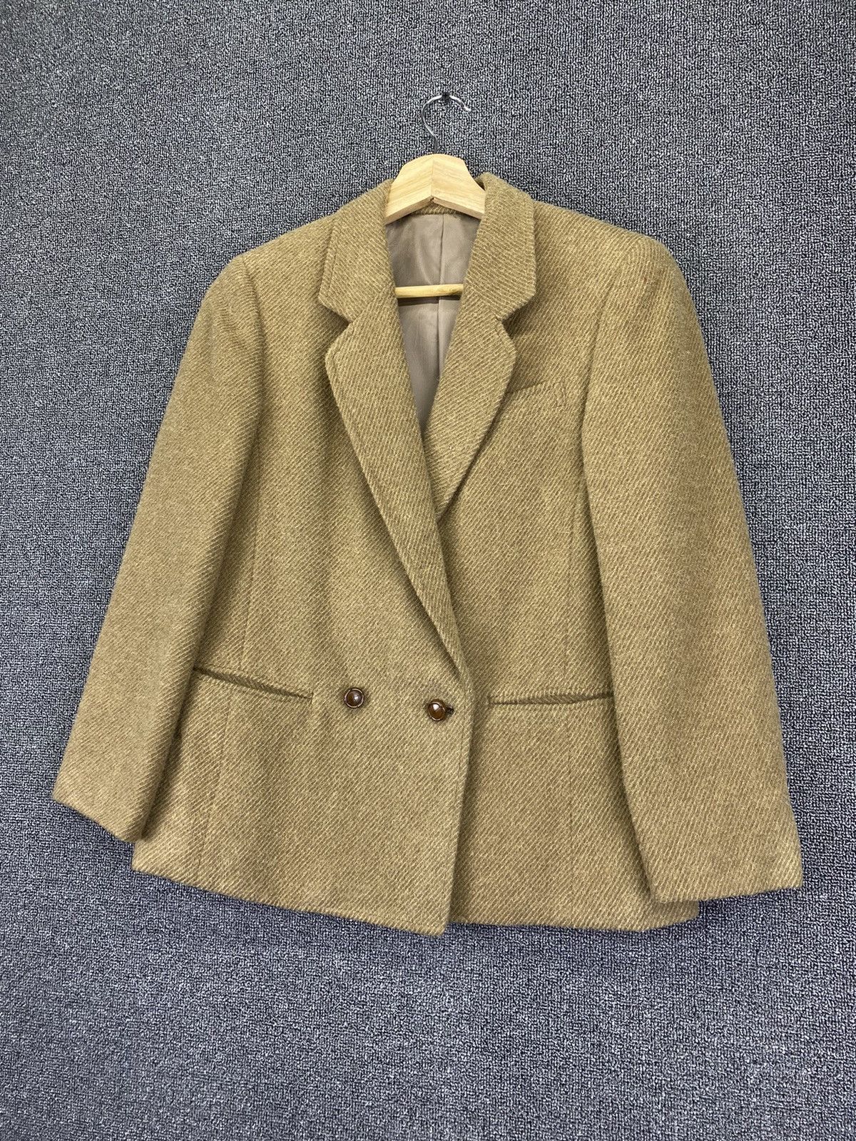 Burberry Vintage Burberry Single Breasted Wool Coats Jacket Size M / US 6-8 / IT 42-44 - 4 Thumbnail