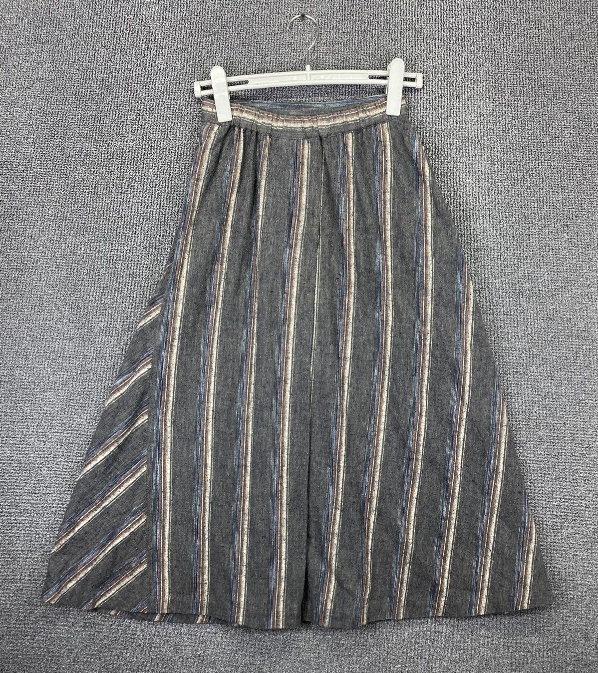 Issey Miyake Issey Miyake Vintage 90’s Plisse Maxi Skirt Size 25" / US 0 / IT 36 - 5 Thumbnail