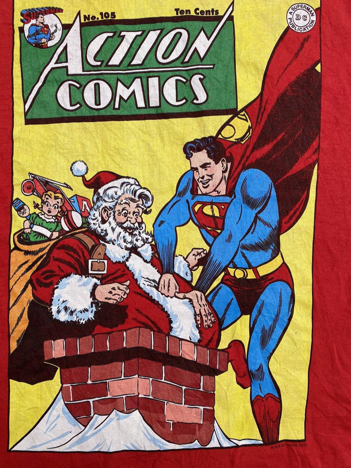 Vintage Vintage Superman Action Comics x Santa Claus Tee T Shirt Size US XL / EU 56 / 4 - 1 Thumbnail