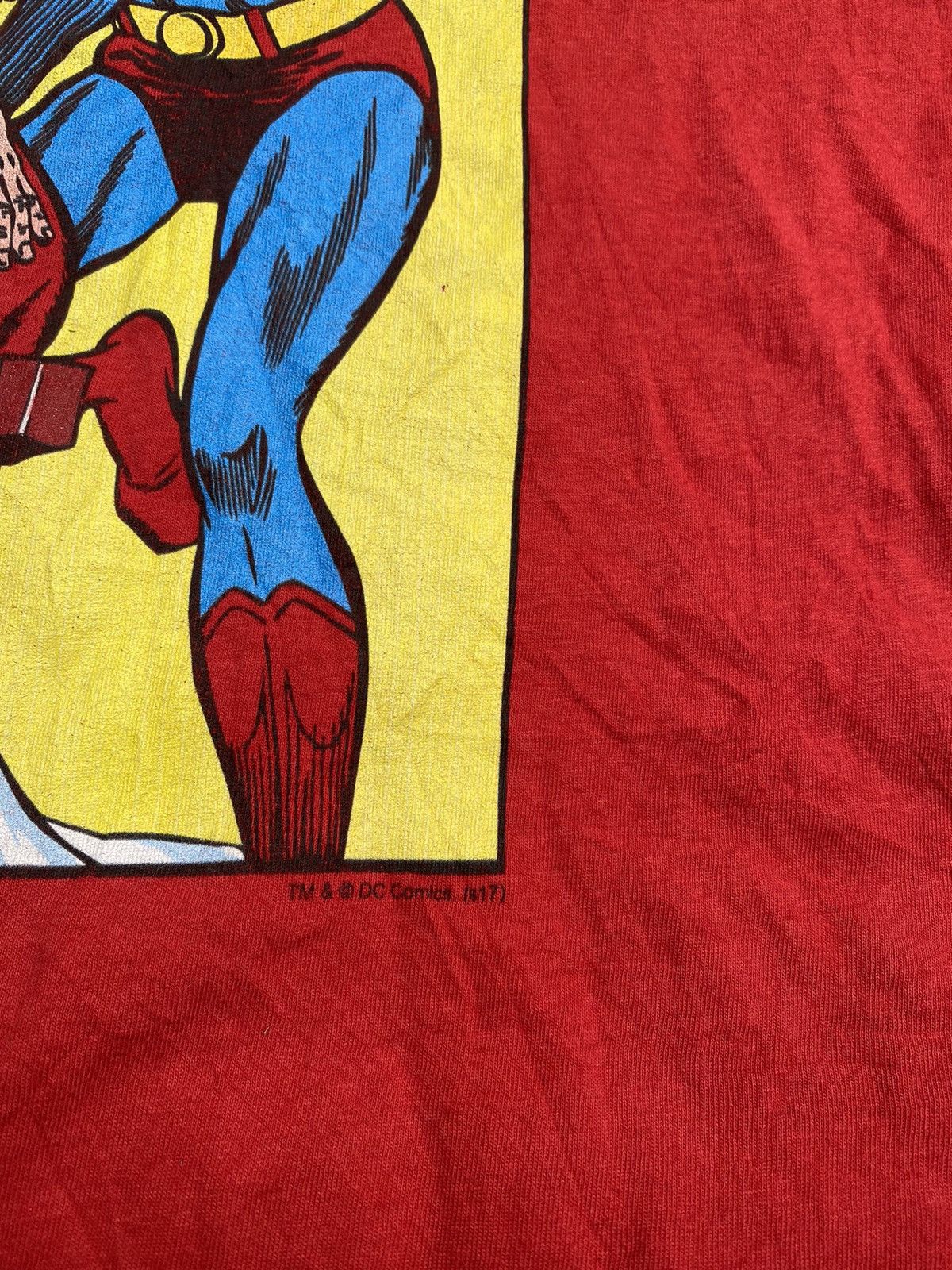 Vintage Vintage Superman Action Comics x Santa Claus Tee T Shirt Size US XL / EU 56 / 4 - 4 Thumbnail