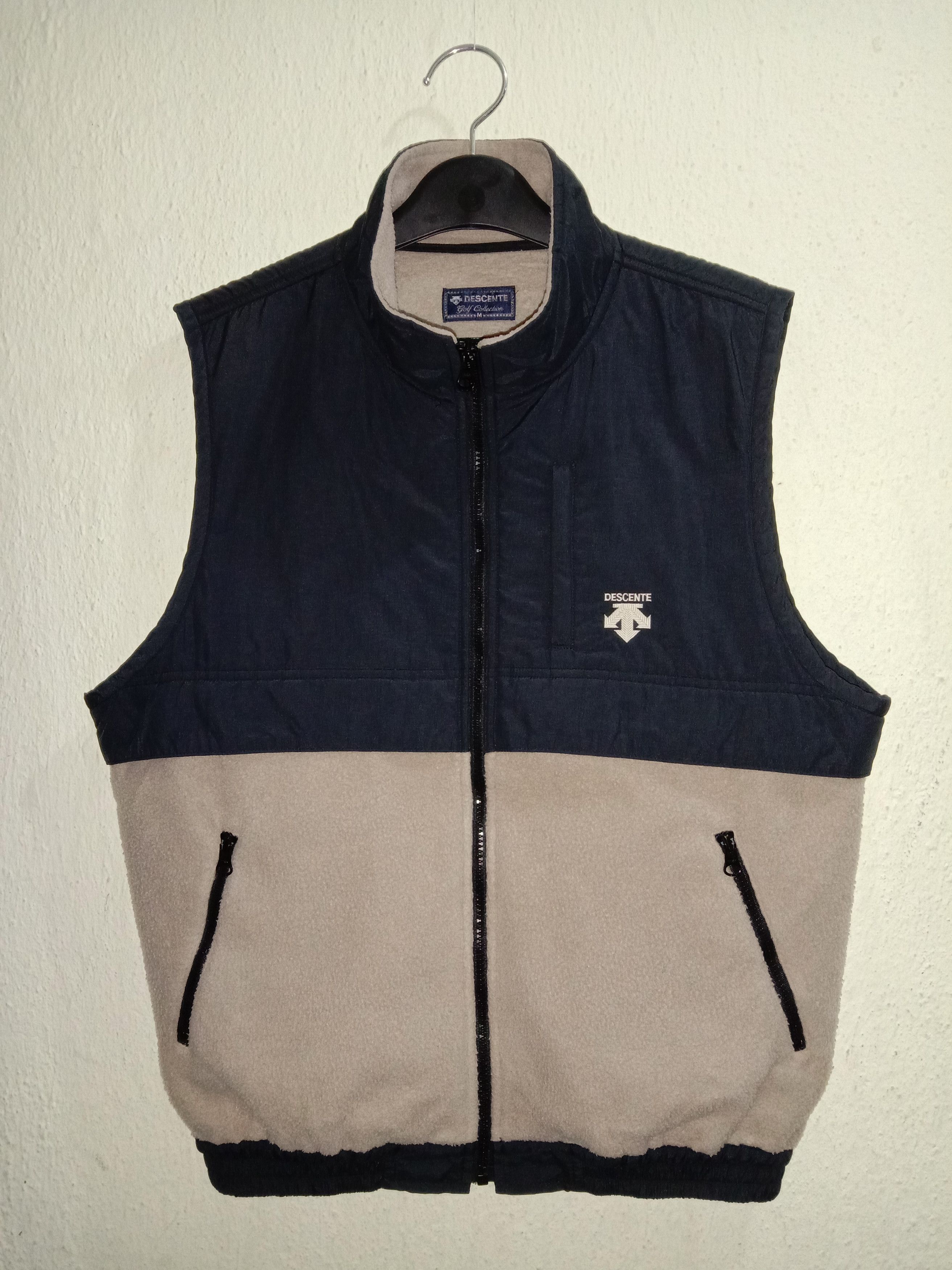 Descente Light Vest Size US M / EU 48-50 / 2 - 1 Thumbnail