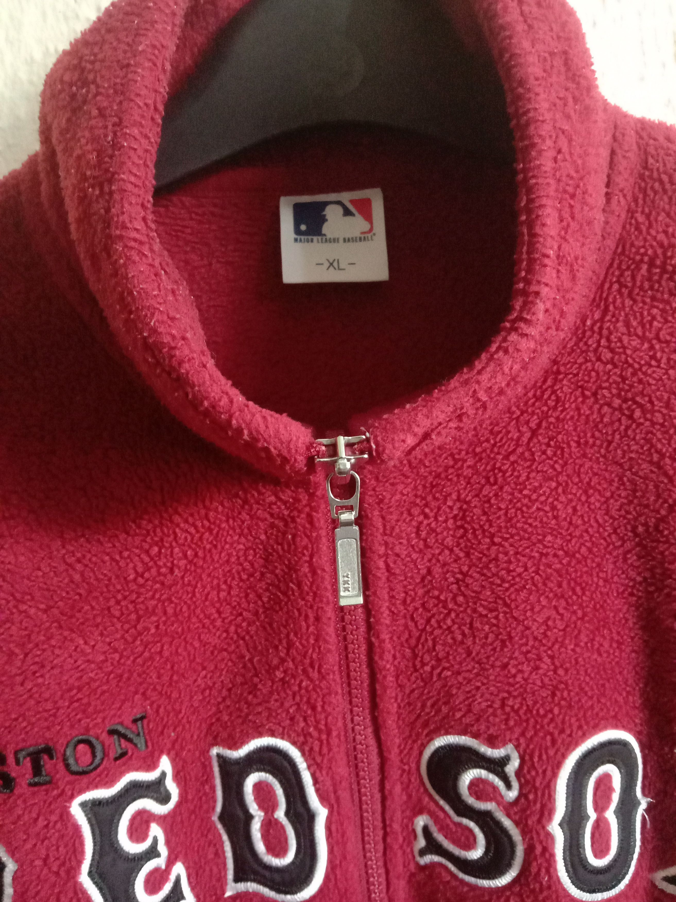 Uniqlo UNIQLO BOSTON RED SOX HALF ZIPPER SWEATSHIRT Size US XL / EU 56 / 4 - 3 Thumbnail
