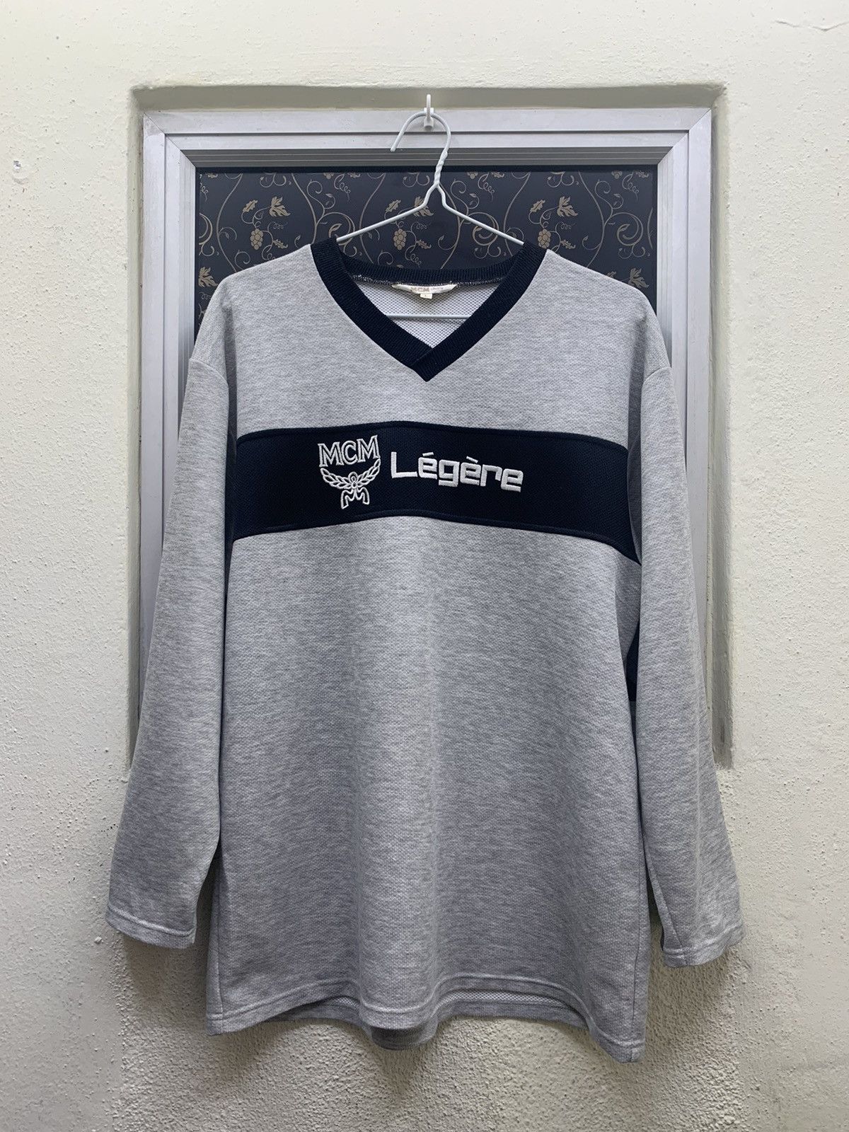 MCM MCM Legere Long Sleeve Tshirt Size US L / EU 52-54 / 3 - 1 Thumbnail