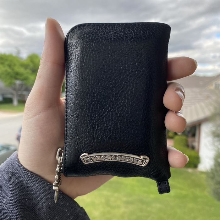 CHROME HEARTS Filigree Plus Dagger Round Zip Wallet Purse black main image 0