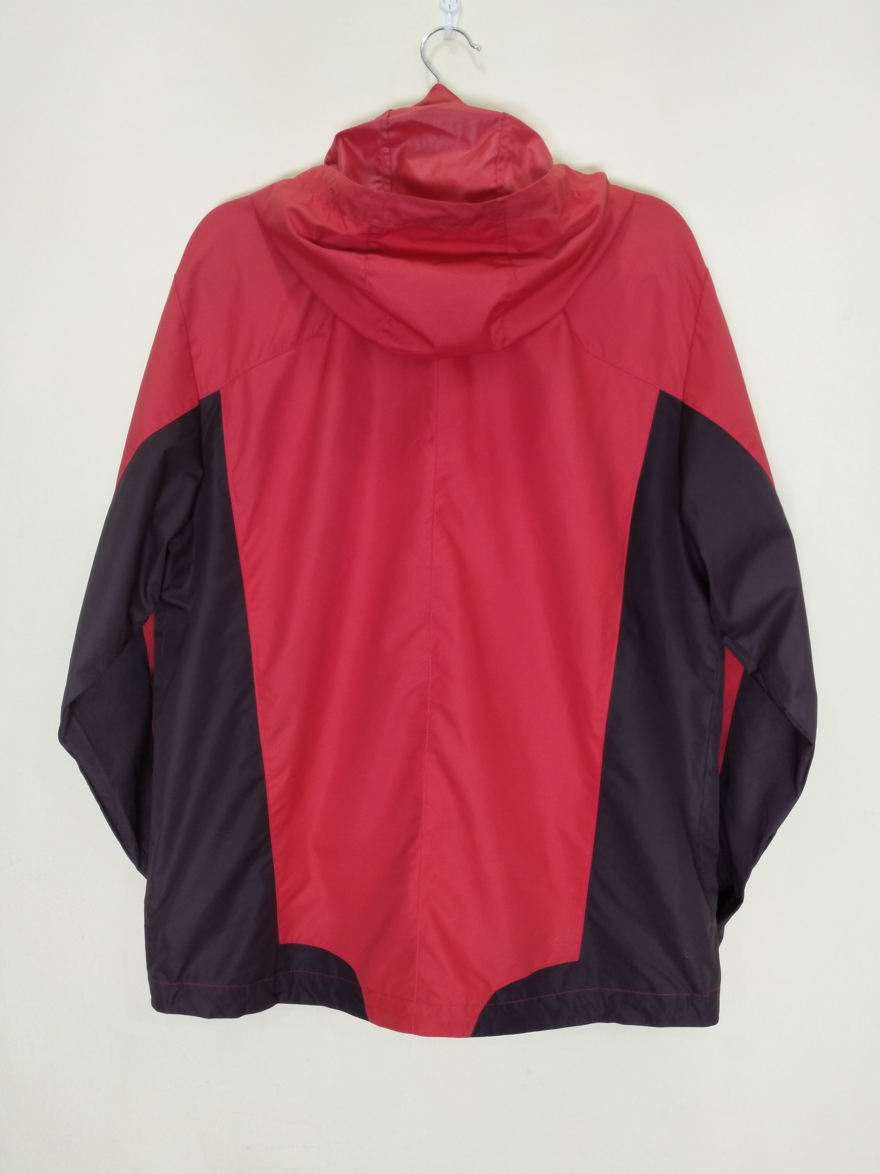 Nike ACG Nike ACG Light Jacket Size US M / EU 48-50 / 2 - 2 Thumbnail
