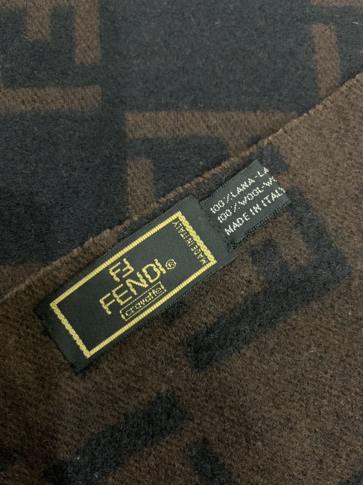Fendi Fendi Muffler Zucca Pattern Lana Wool Made in Italy Size ONE SIZE - 4 Thumbnail