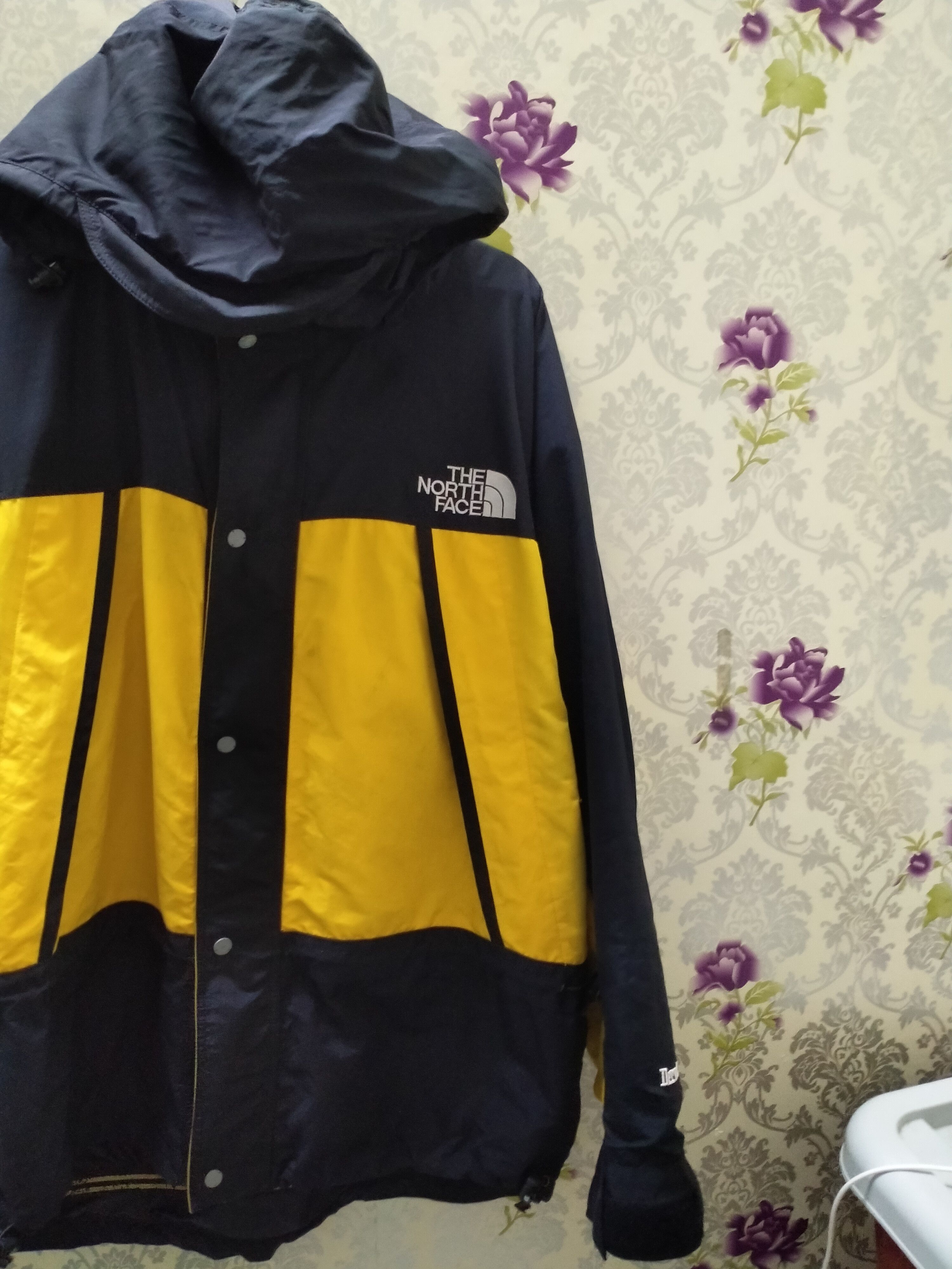 The North Face THE NORTH FACE DERMIZAX SKIWEAR JACKET HOODIE MULTI POCKET Size US XL / EU 56 / 4 - 3 Thumbnail