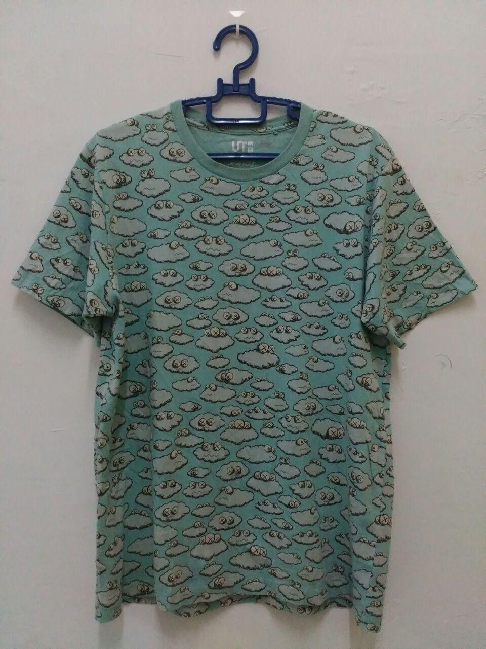 Japanese Brand × Kaws × Uniqlo 💥Rare💥Kaws x peanuts Uniqlo Rare full graphics hirt Size US XL / EU 56 / 4 - 1 Thumbnail