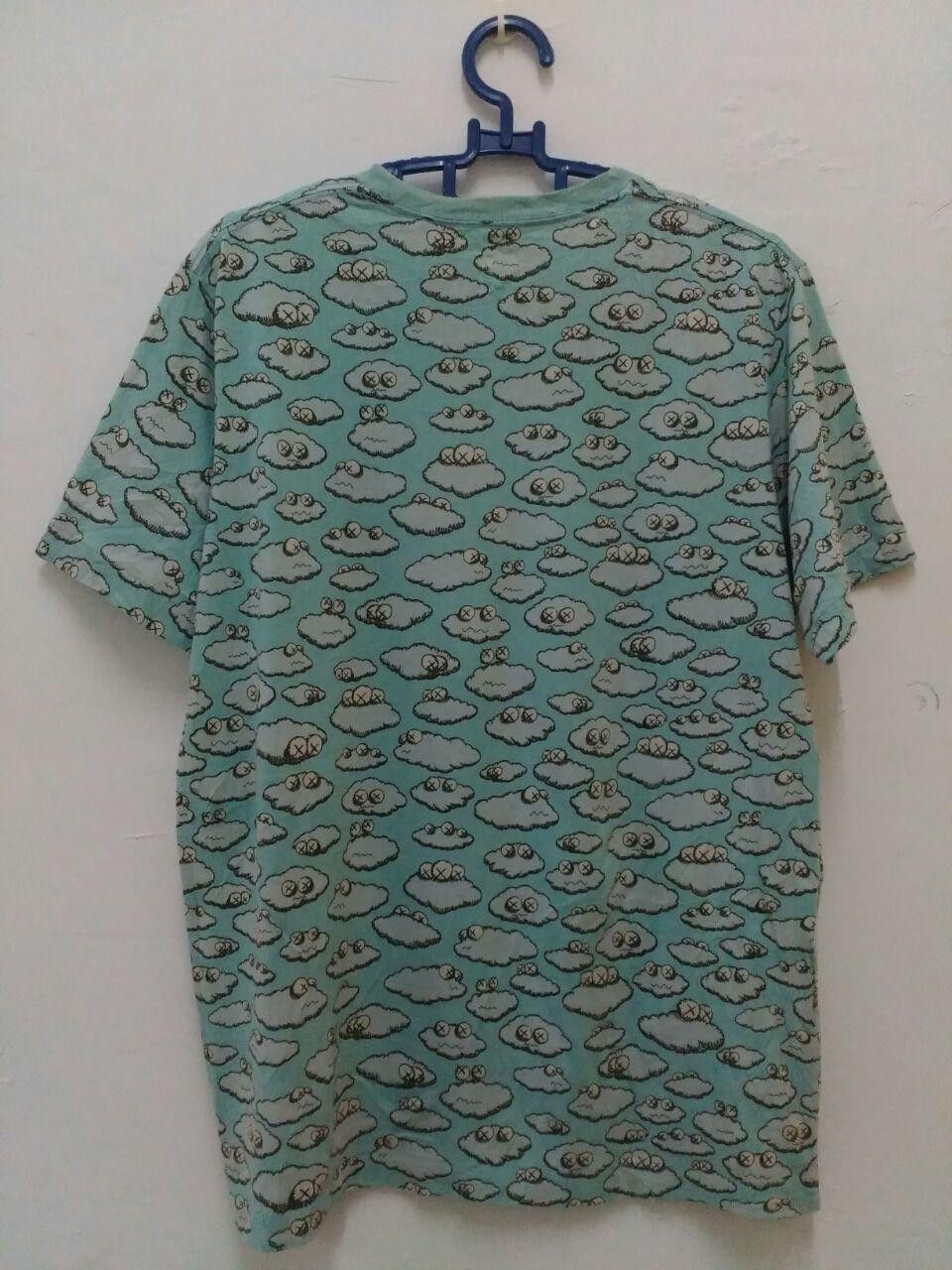 Japanese Brand × Kaws × Uniqlo 💥Rare💥Kaws x peanuts Uniqlo Rare full graphics hirt Size US XL / EU 56 / 4 - 2 Thumbnail
