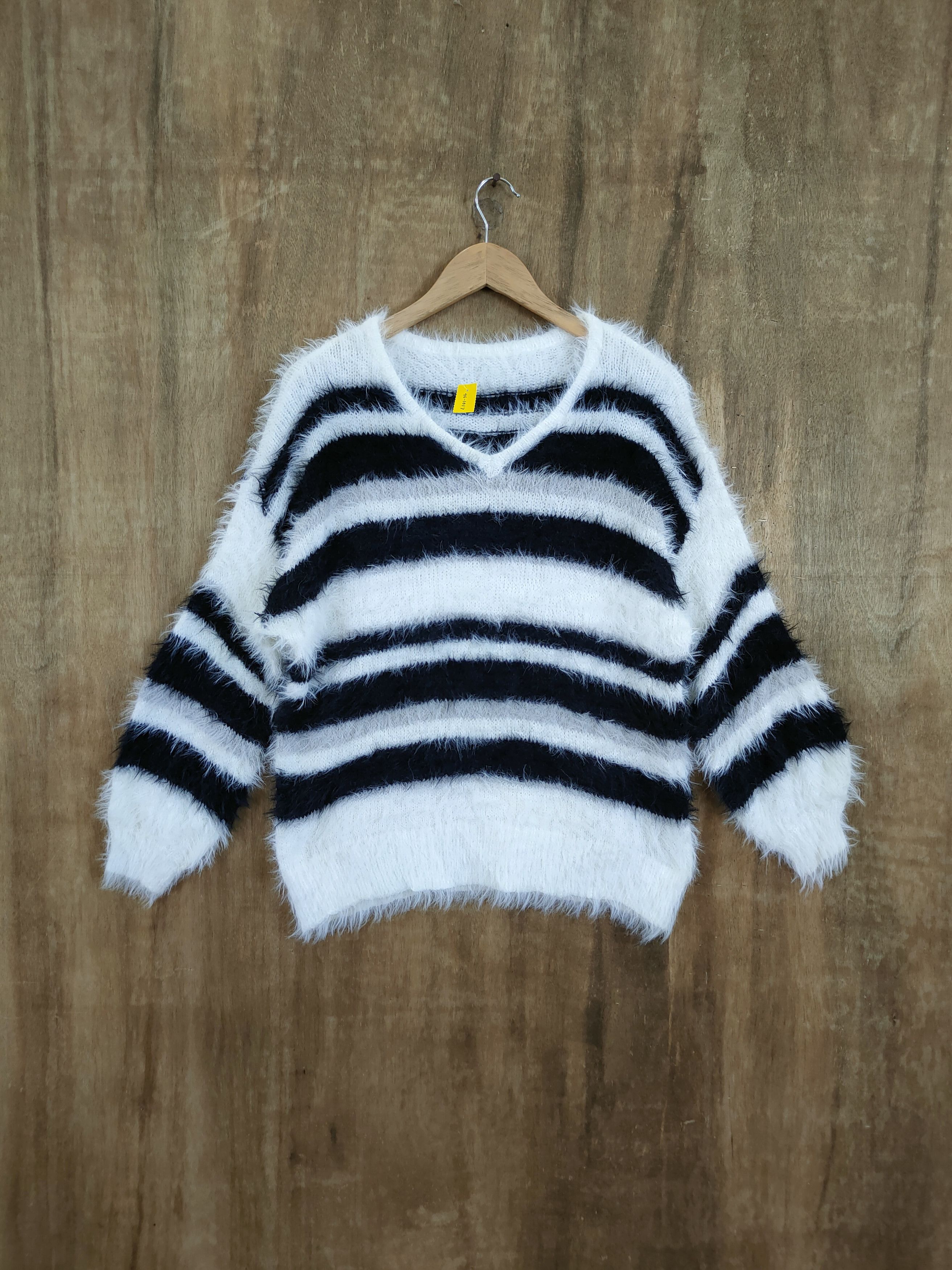 Vintage D Japan Stripe mohair shag shaggy soft fur knitwear #46-1017 Size M / US 6-8 / IT 42-44 - 1 Thumbnail