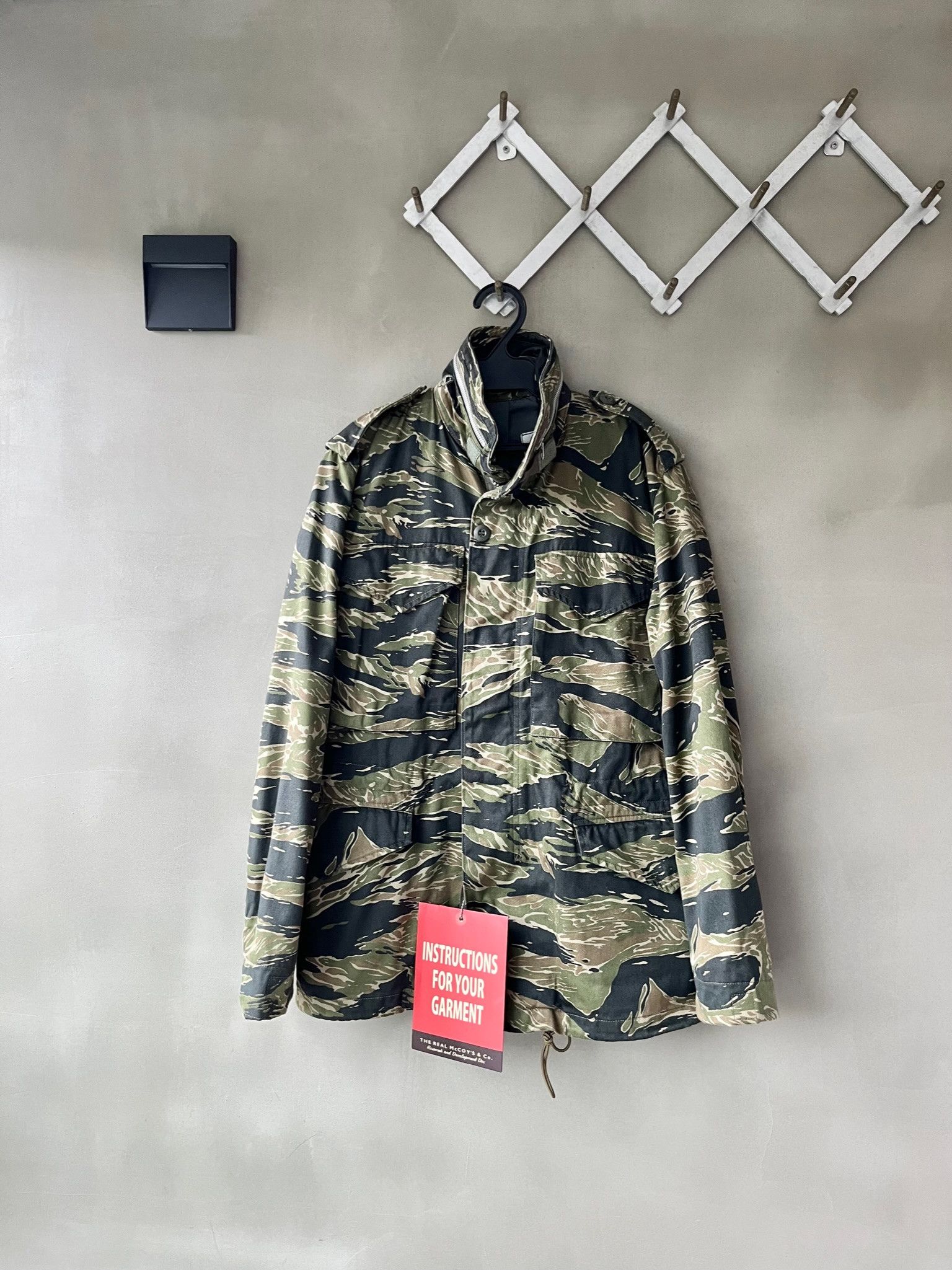 The Real McCoy's The Real Mccoys Japan Made TADPOLE Camouflage Army Jacket Size US XXS / EU 40 - 7 Thumbnail