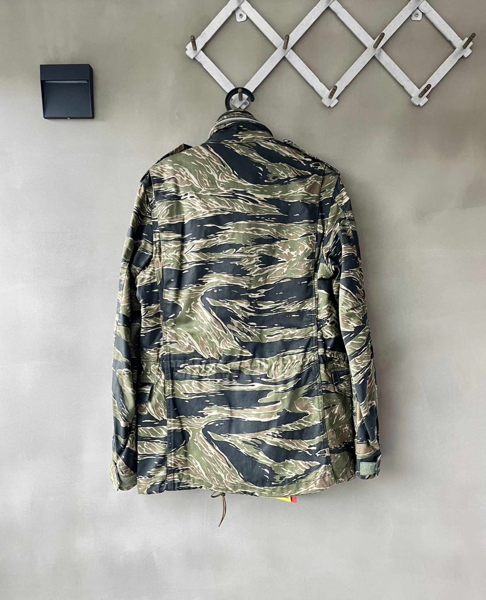 The Real McCoy's The Real Mccoys Japan Made TADPOLE Camouflage Army Jacket Size US XXS / EU 40 - 5 Thumbnail