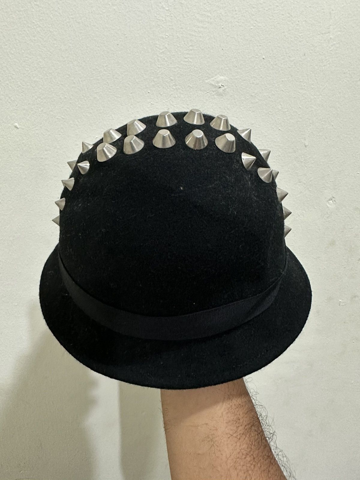 Japanese Brand Spike Studs Punk Black Noon Japan Hat Size ONE SIZE - 2 Thumbnail